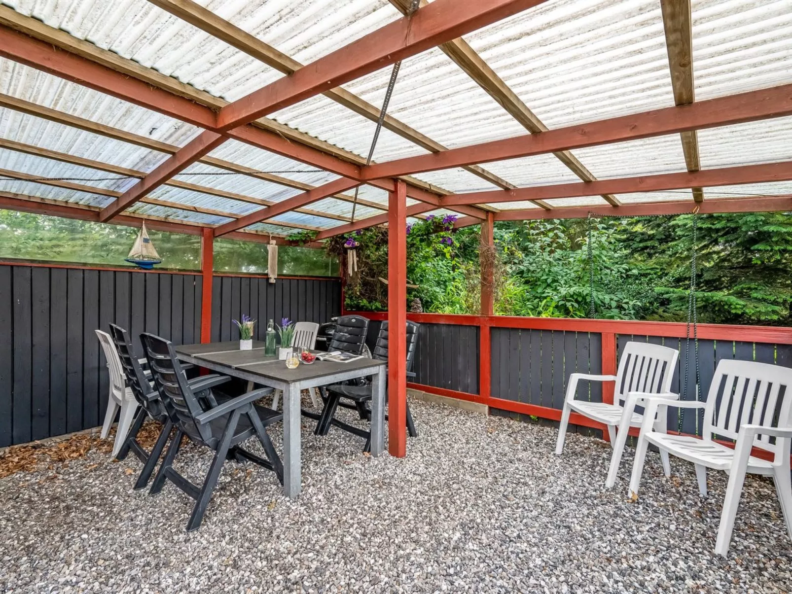 "Soria" - 600m to the fjord-Buiten