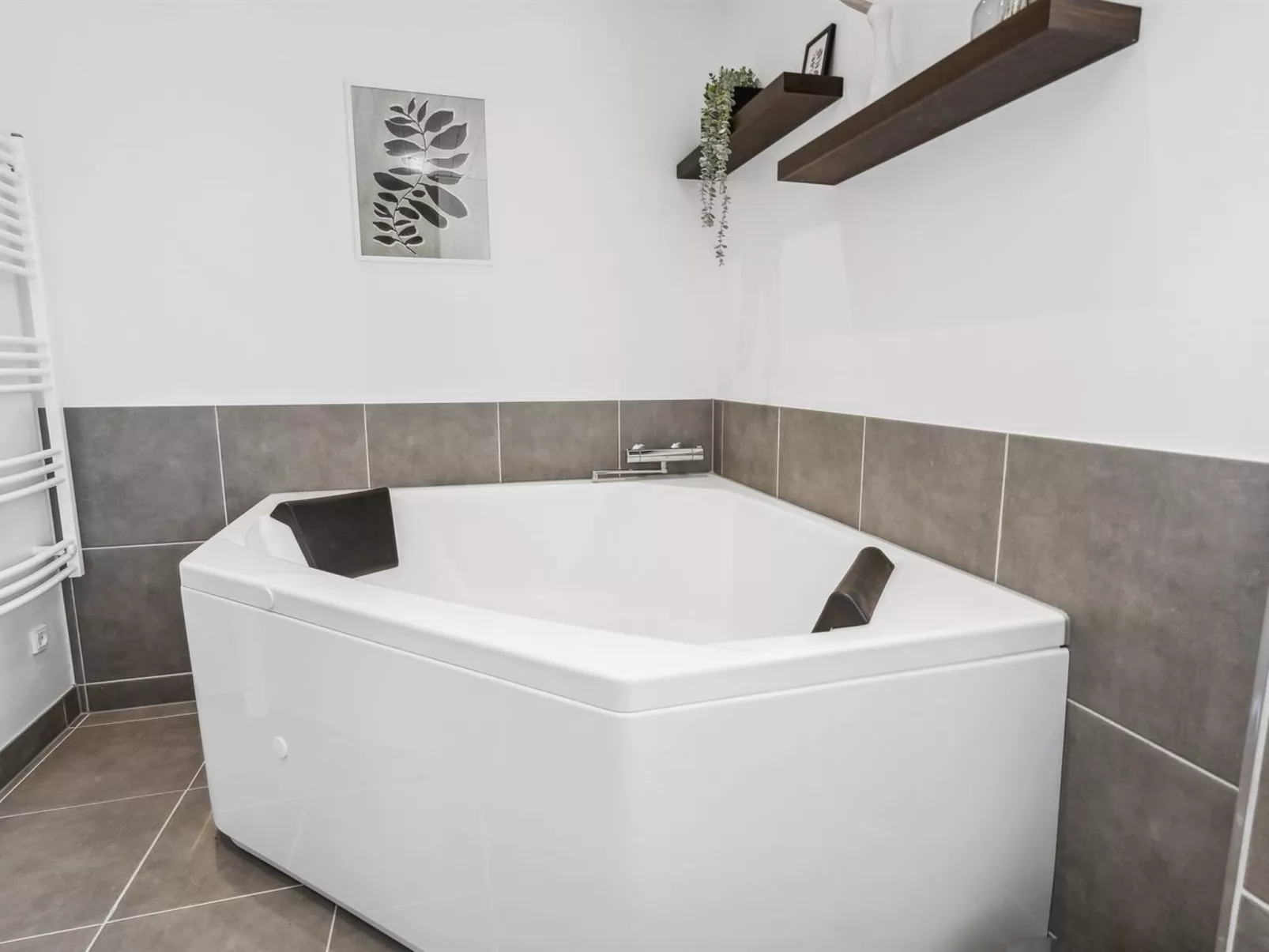 "Ika" - 450m from the sea-Binnen