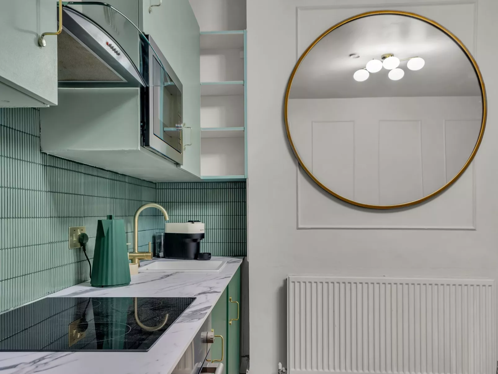 Kensington 1 bedroom apt-Binnen