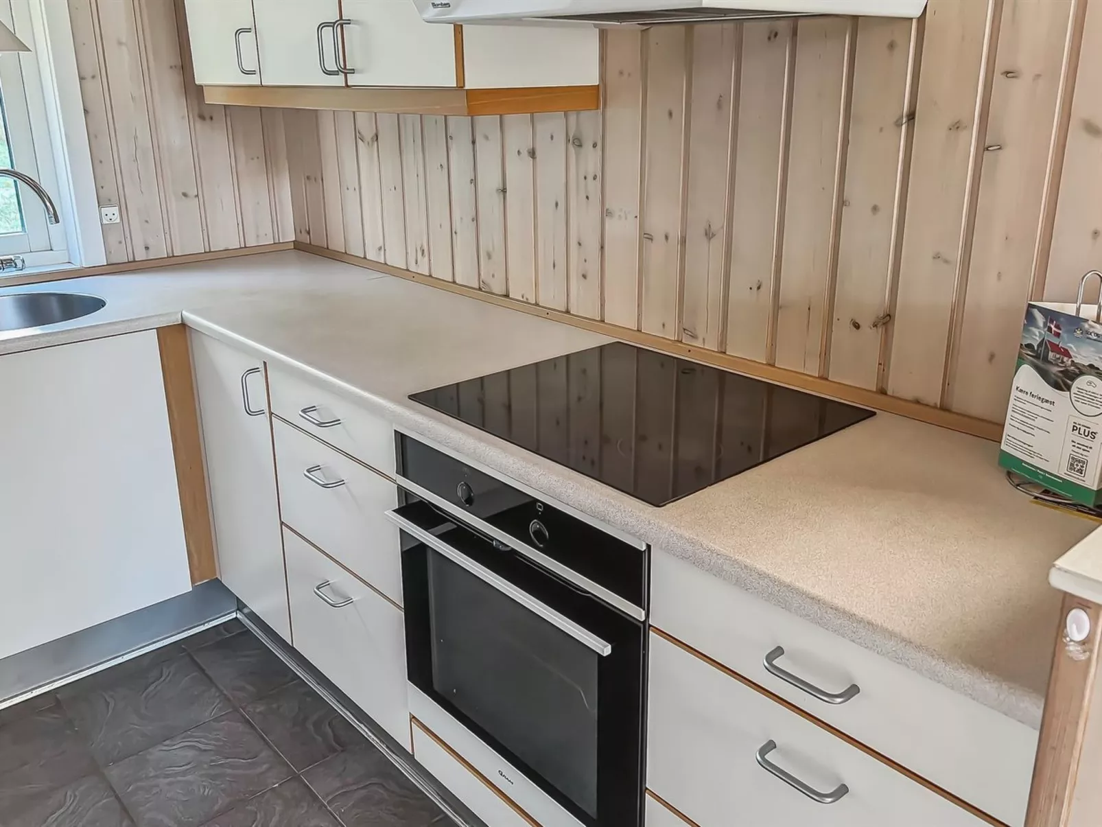 "Fredrike" - 500m from the sea-Binnen