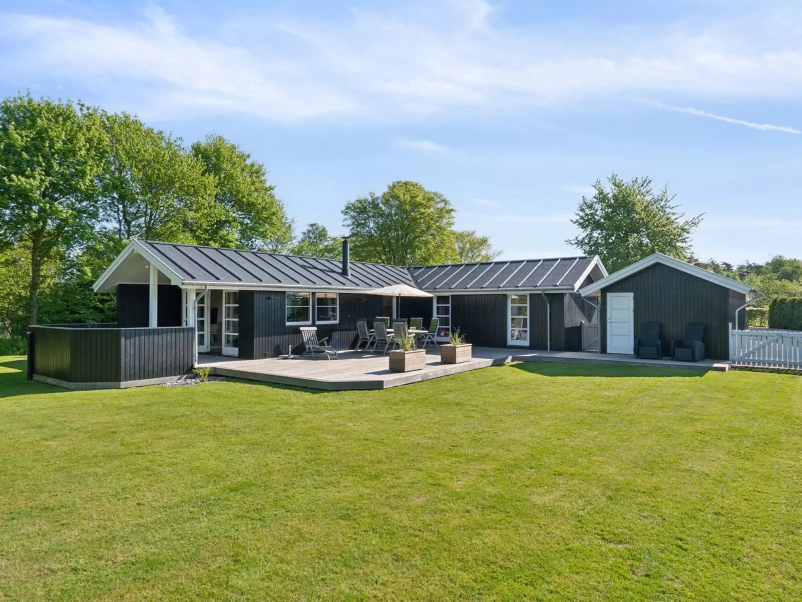 "Melvin" - 700m from the sea-Buiten