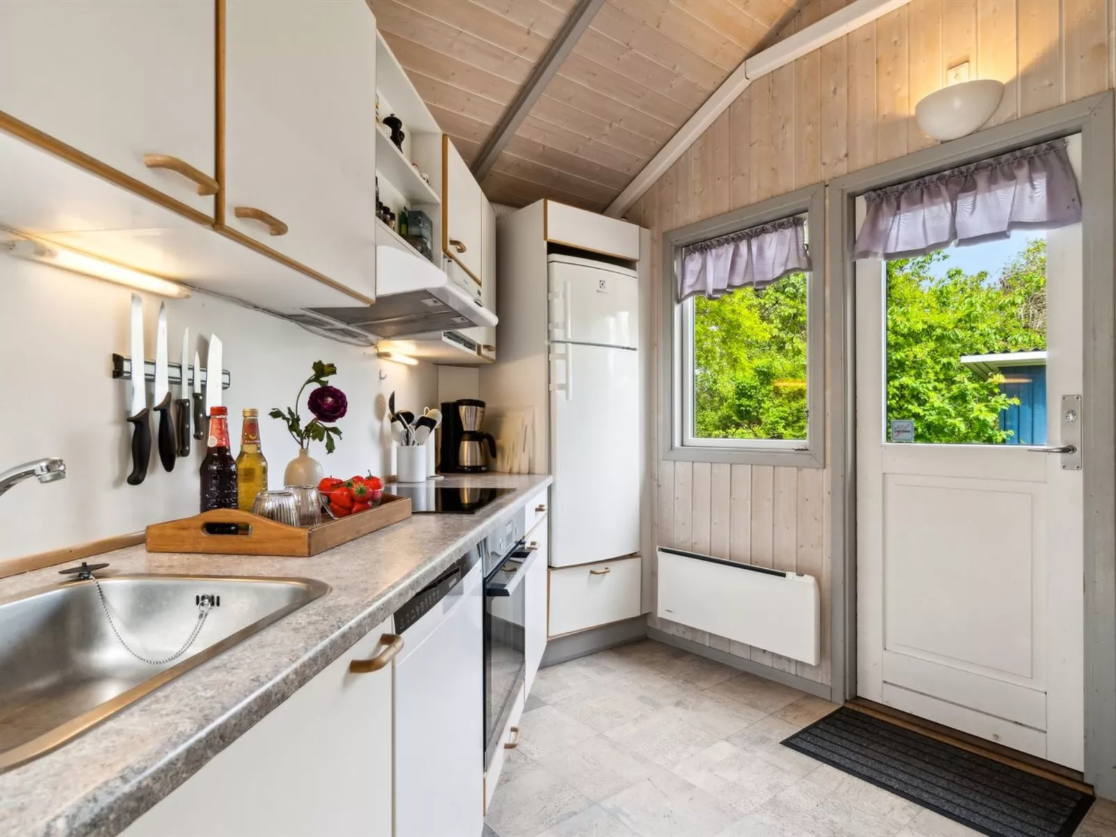 "Ejnarine" - 300m from the sea-Binnen