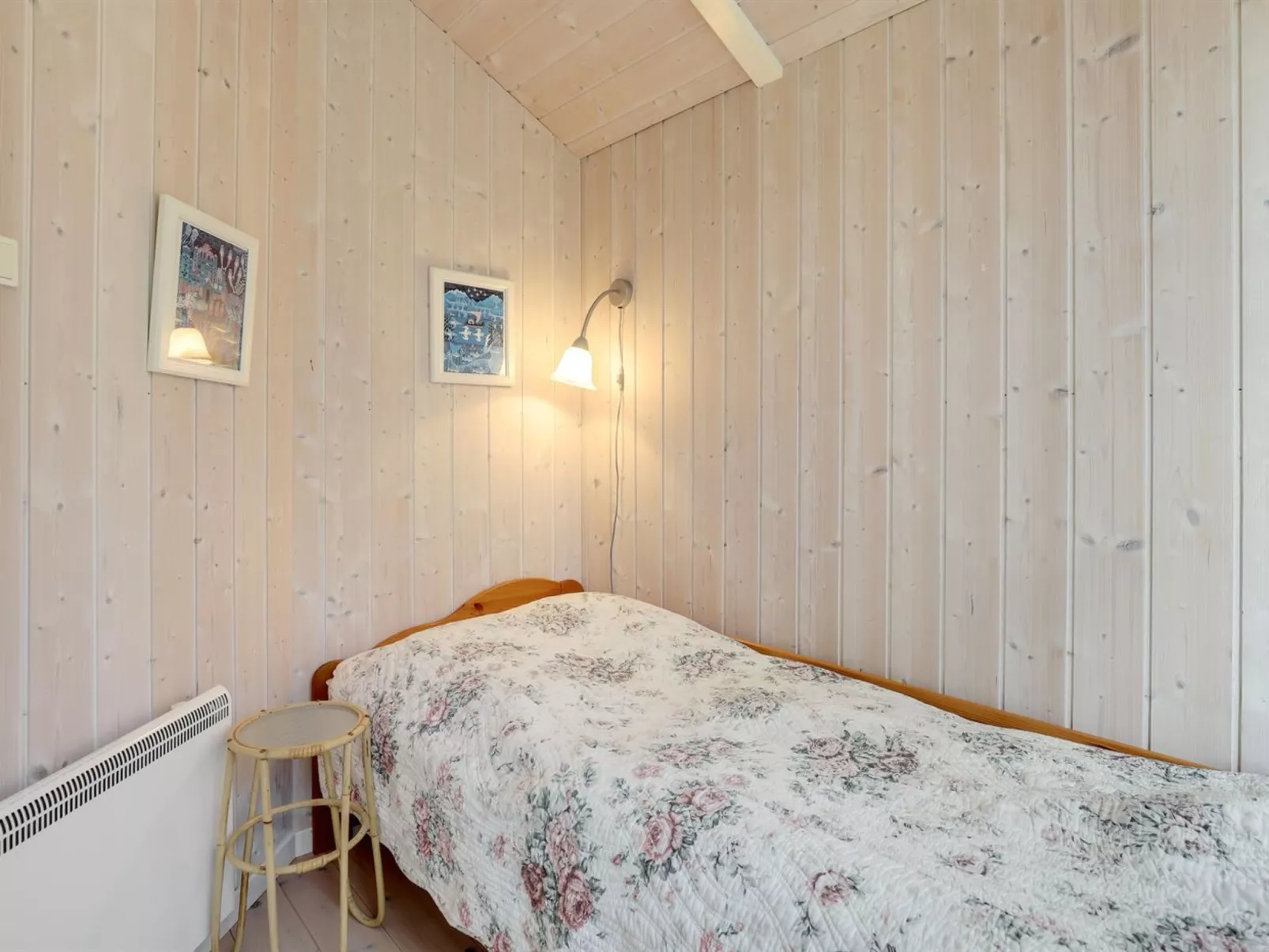 "Bea" - 300m from the sea-Binnen