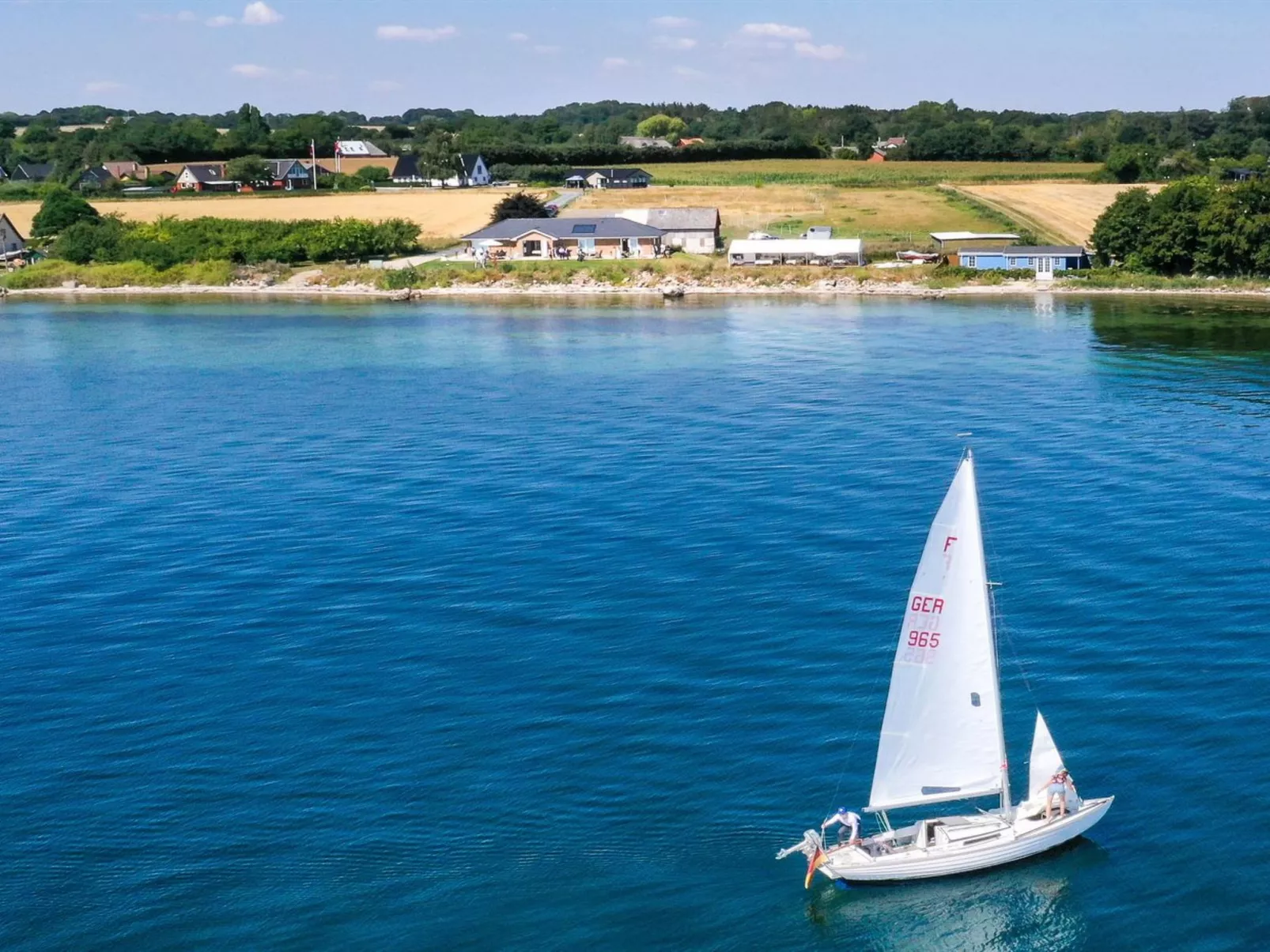 "Volmar" - 10m from the sea-Buiten