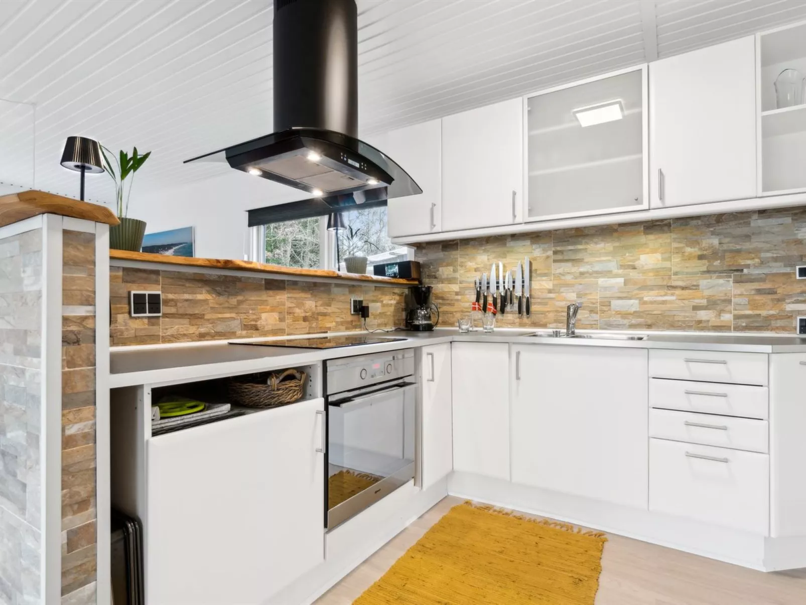 "Betti" - 700m from the sea-Binnen