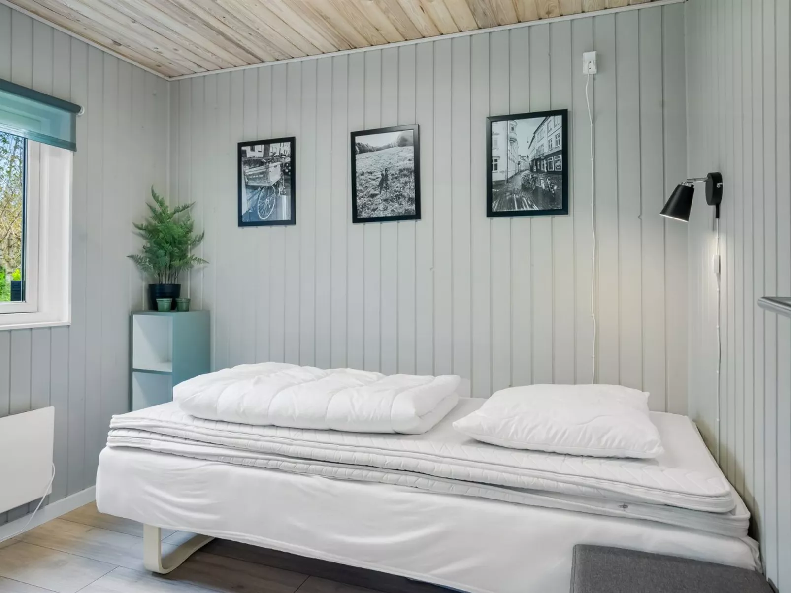 "Alkil" - 350m to the fjord-Binnen