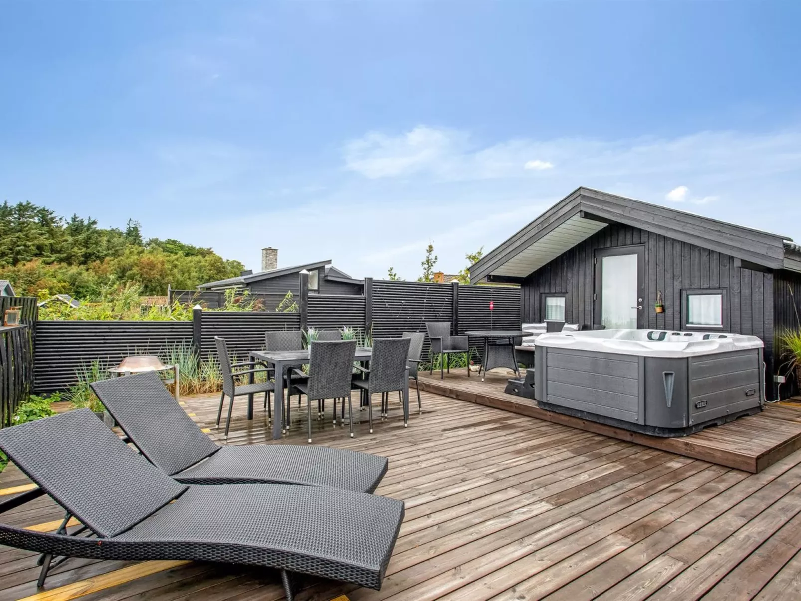 "Solfrid" - 150m from the sea-Buiten