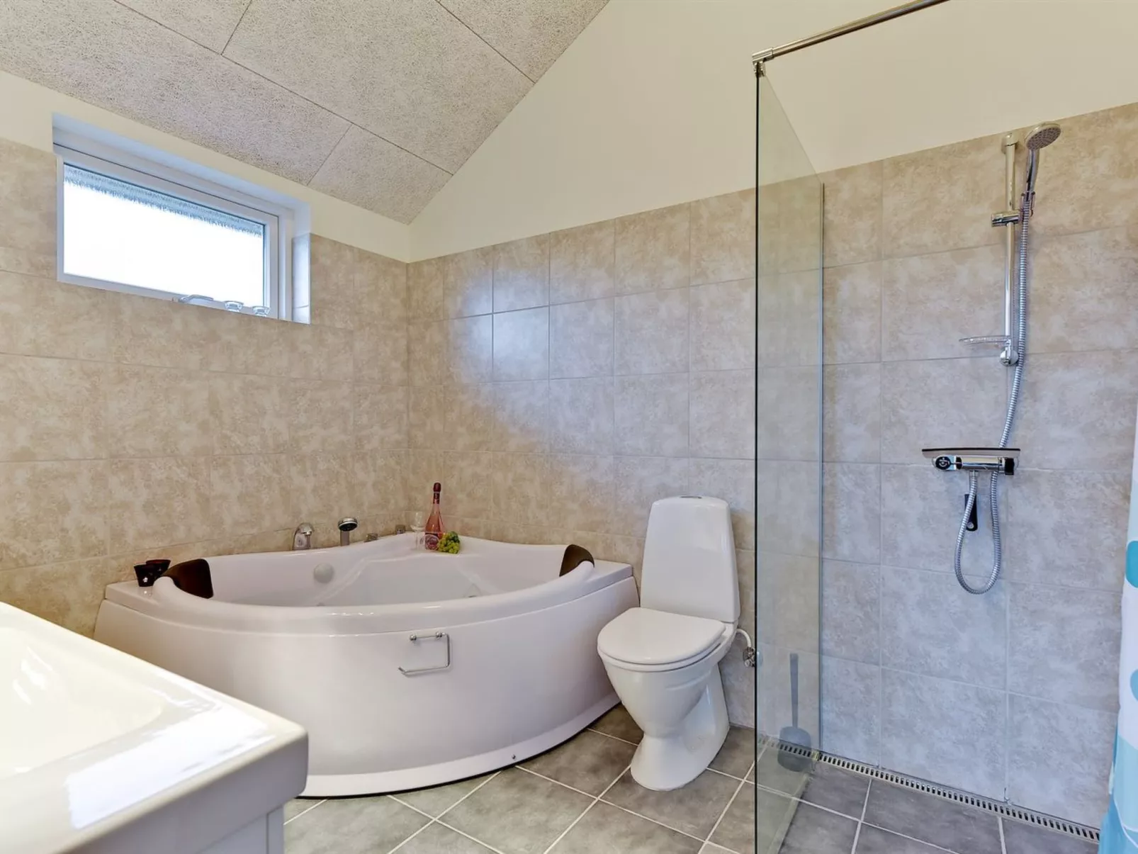 "Sada" - 12km from the sea-Binnen