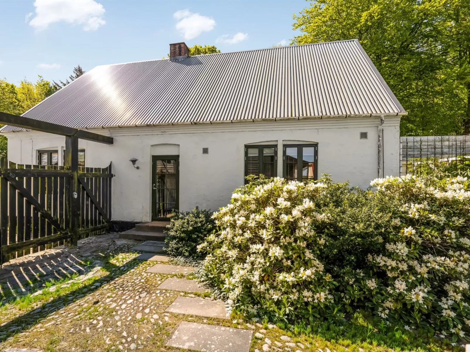 "Ejnarine" - 600m to the fjord-Binnen