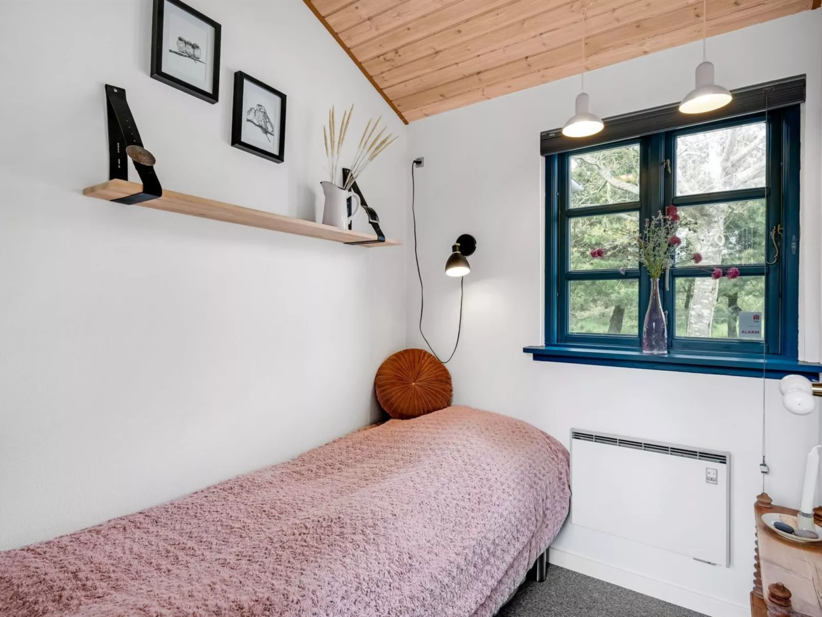 "Aviaya" - 350m from the sea-Binnen