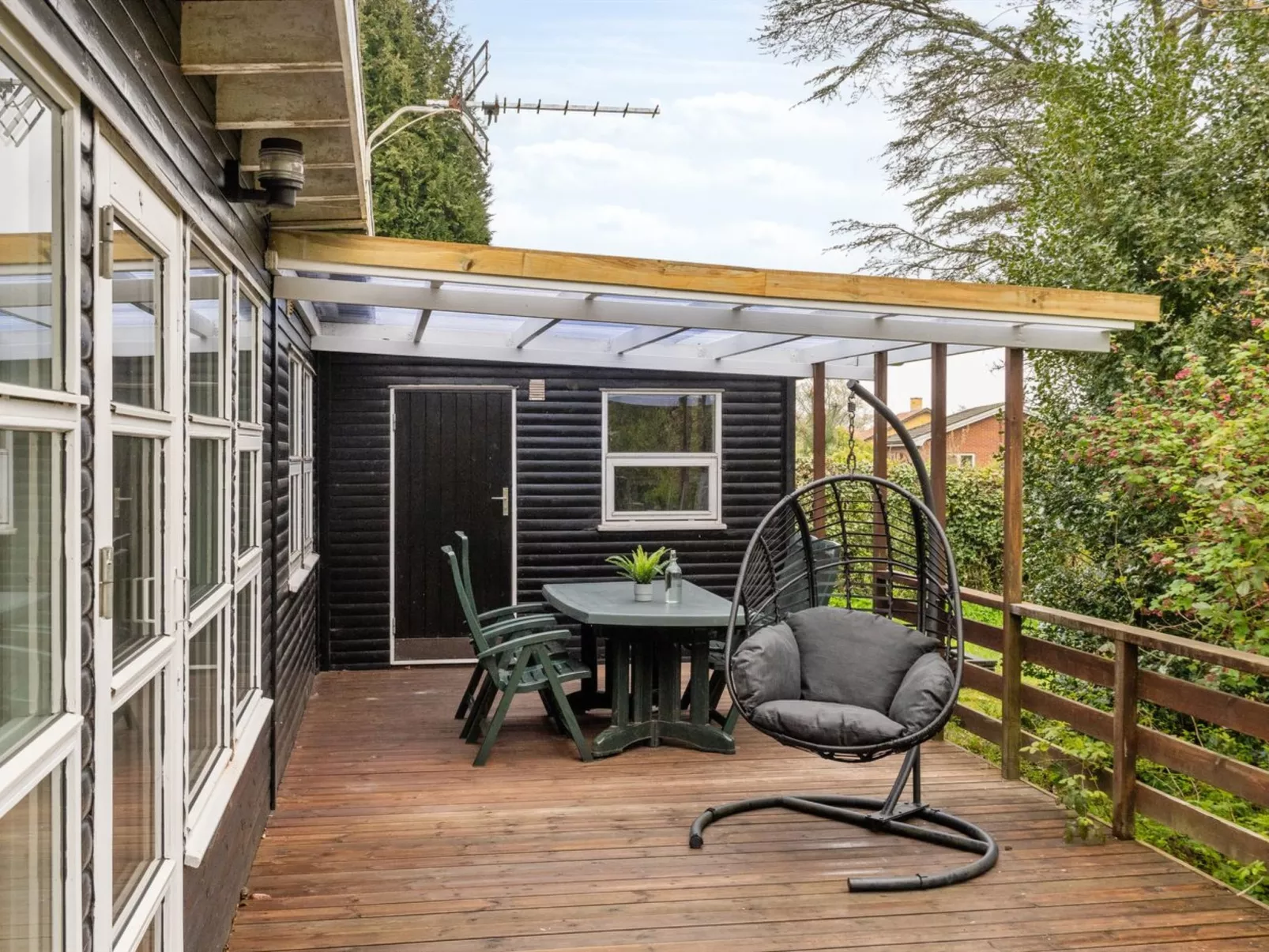 "Avni" - 300m from the sea-Buiten