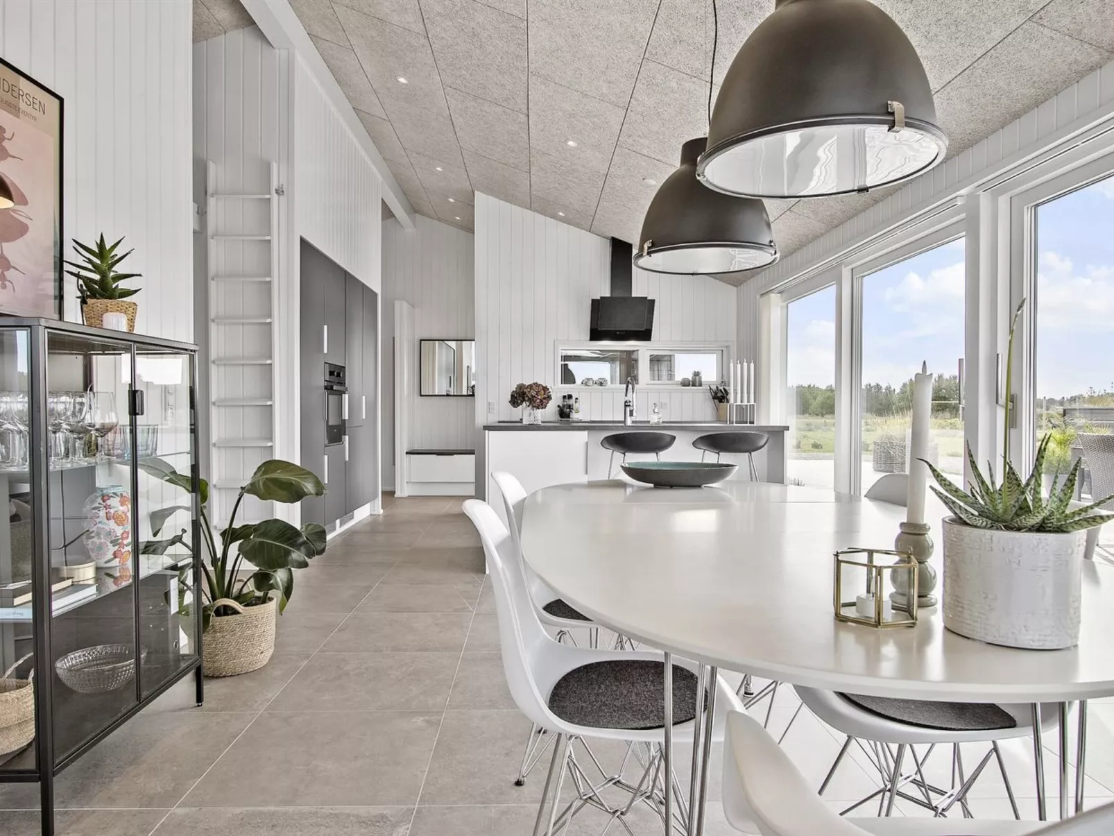 "Frithbjorn" - 900m from the sea-Binnen