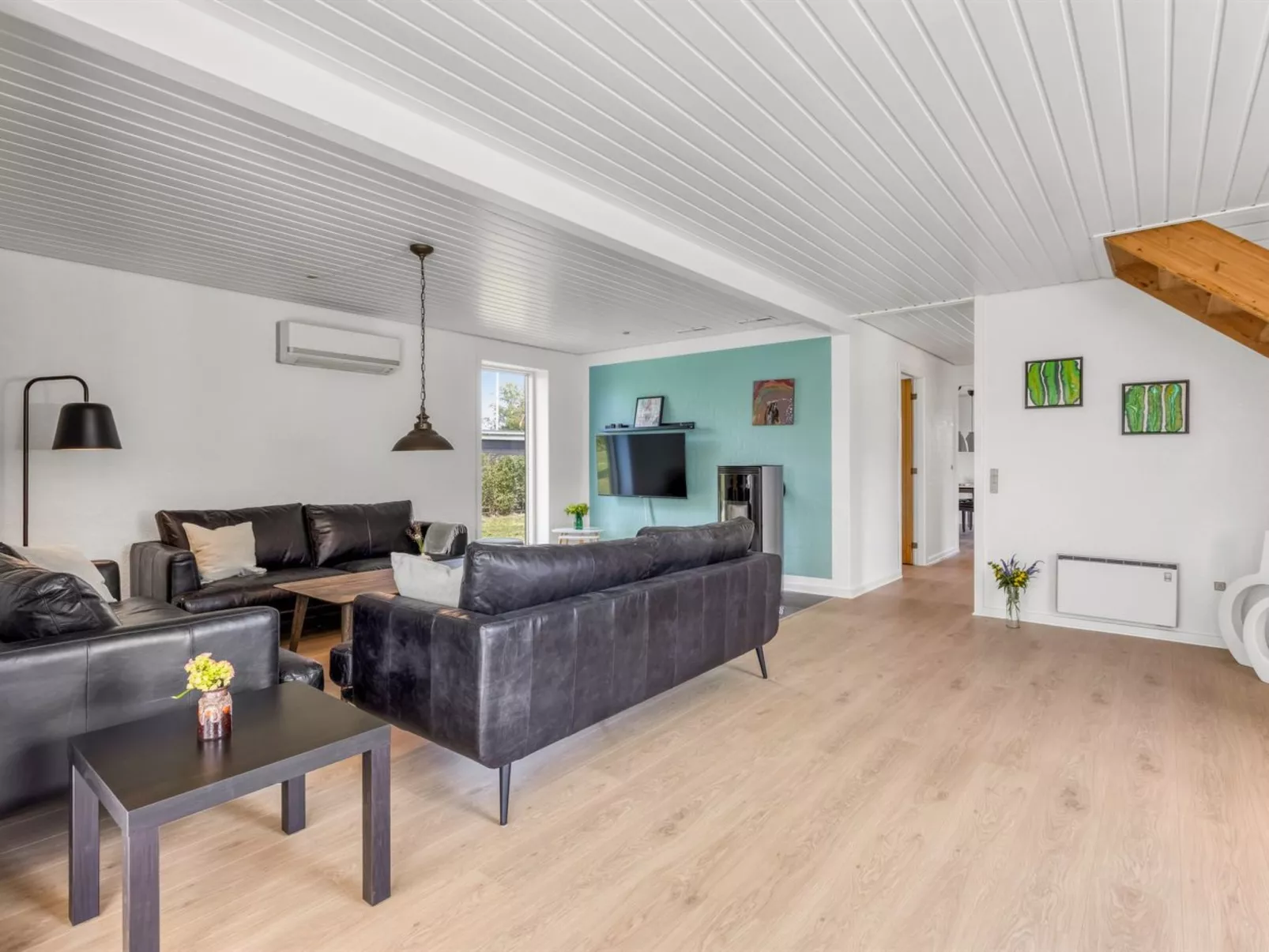 "Sissela" -  from the sea-Binnen