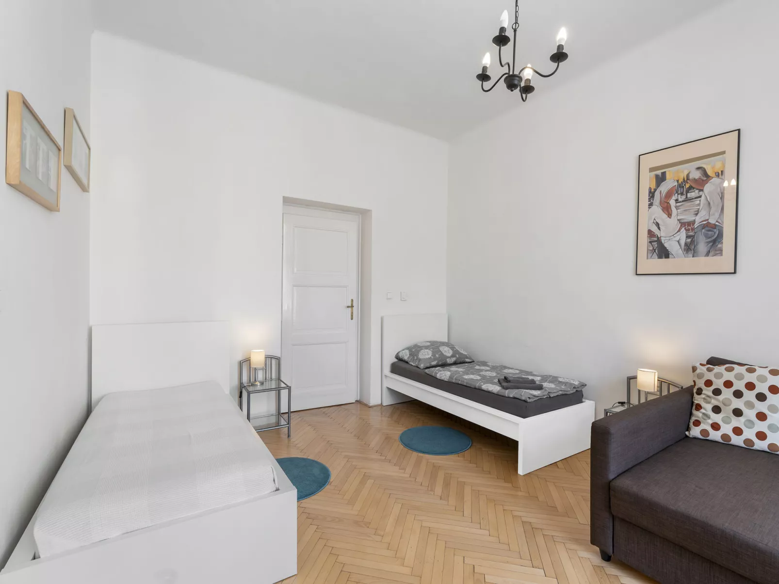 Old Town home-Binnen