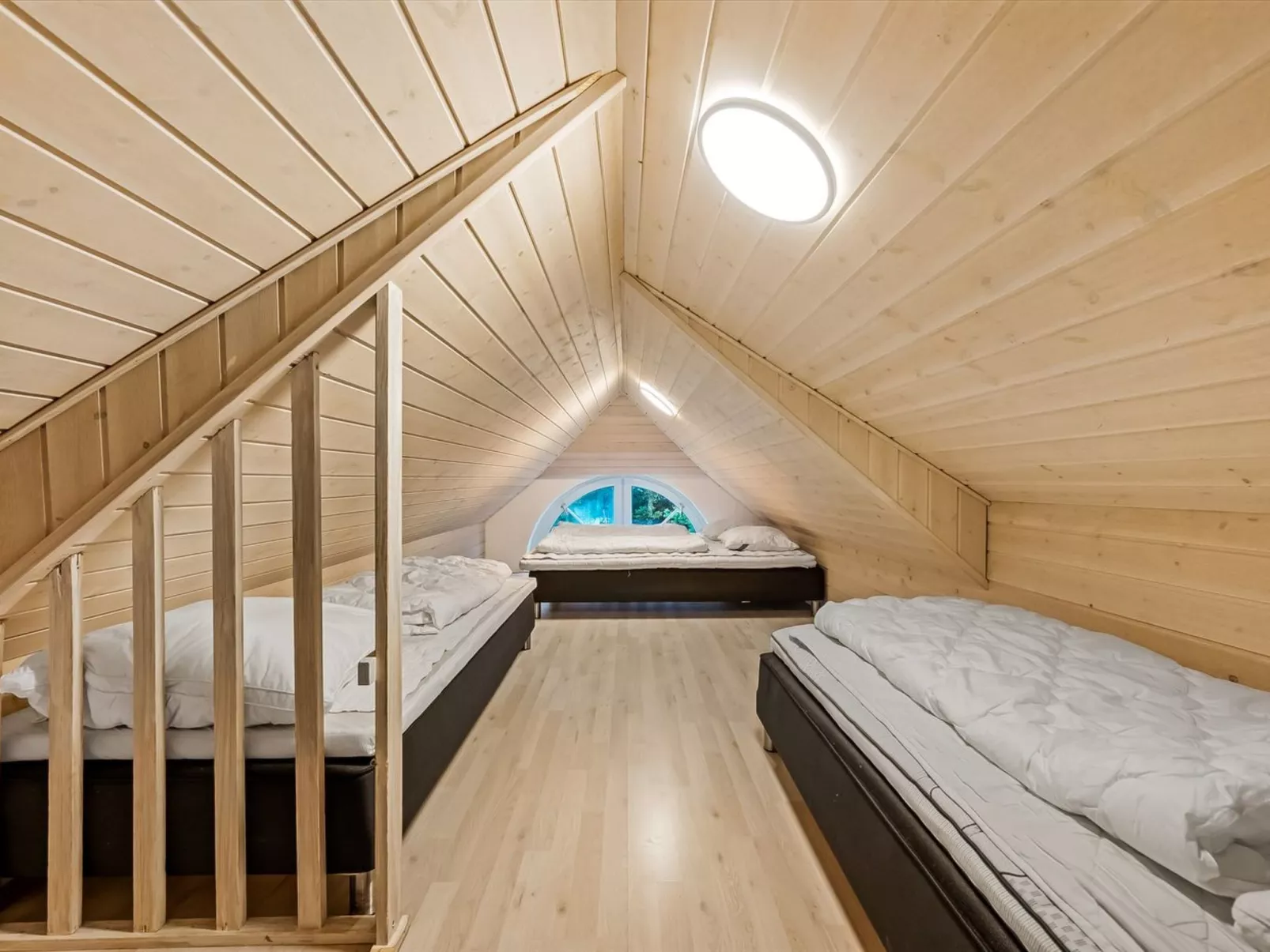 "Botmar" - 1.5km from the sea-Binnen