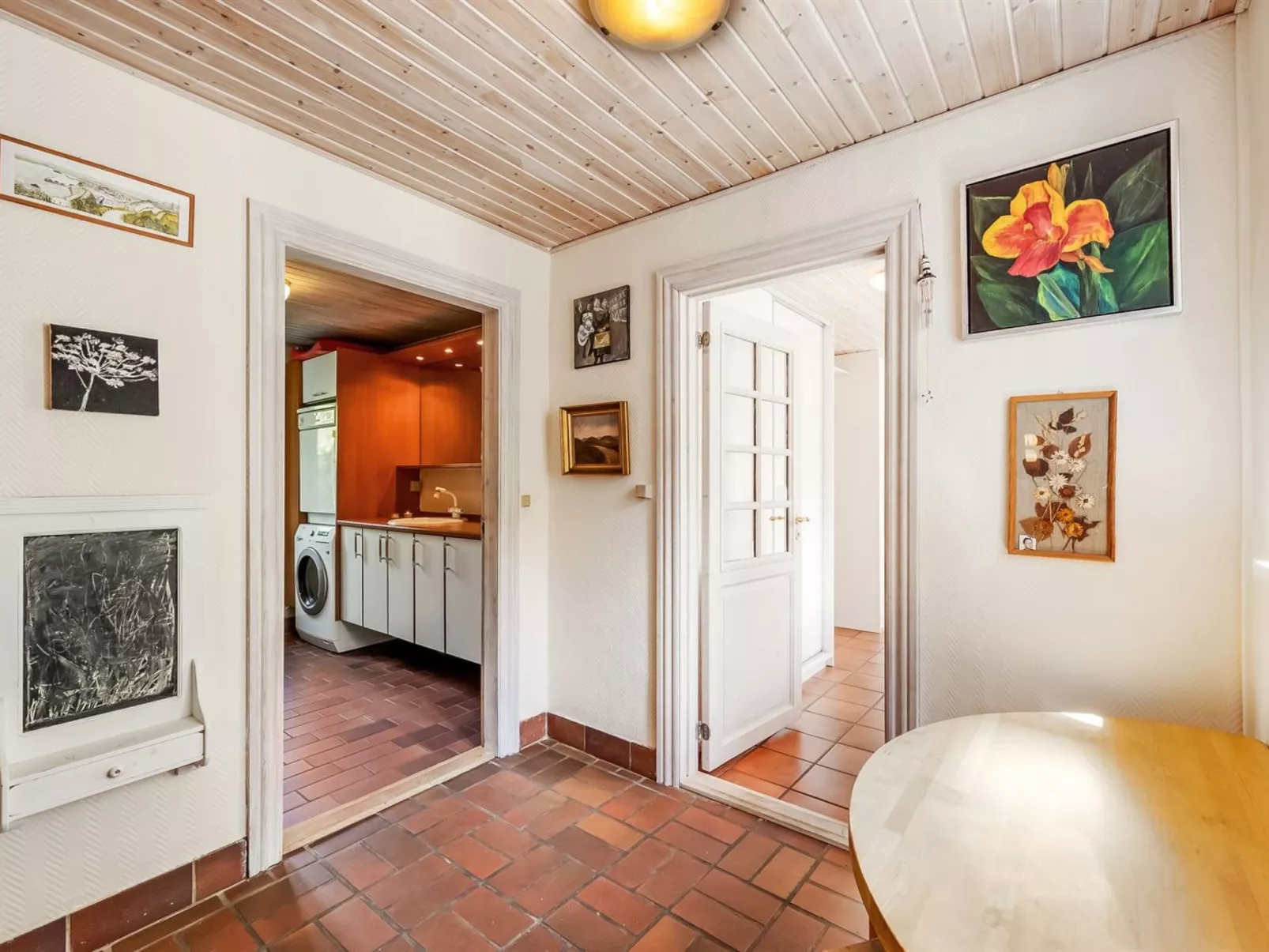 "Kajsa" - 6km from the sea-Binnen