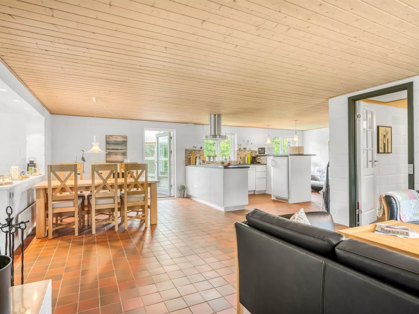 "Lyra" - 500m to the fjord-Binnen