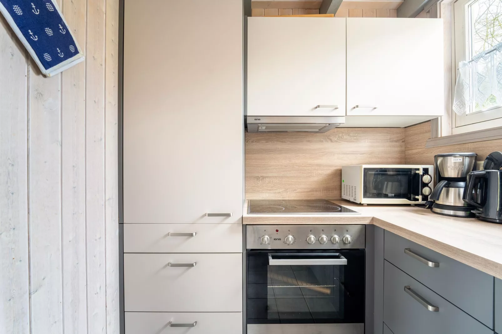 FH Wildgans Comfort mit Sauna & Kaminofen 81 qm 81-Keuken