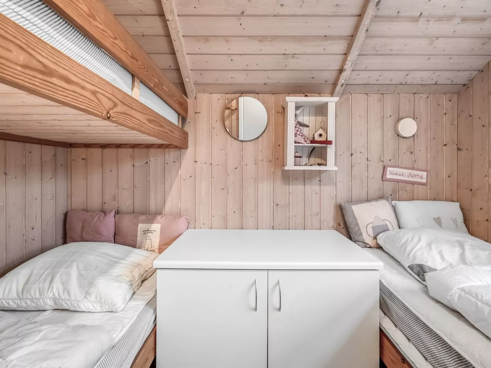 "Kuisma" - 1.1km to the fjord-Binnen