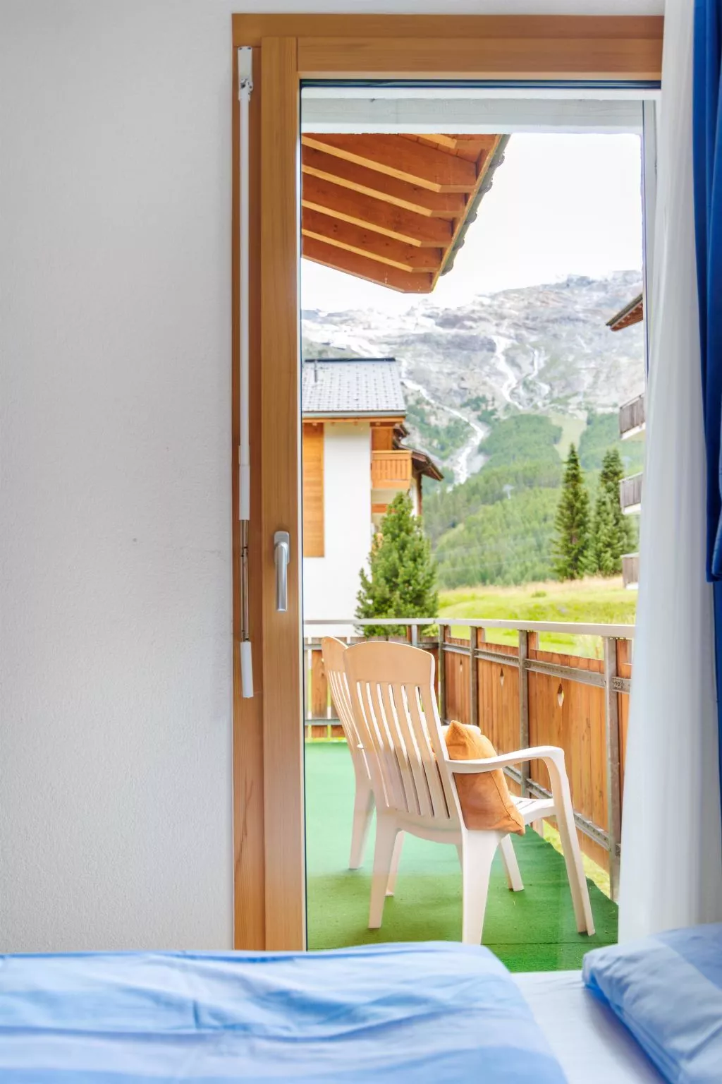 Snow-Fun B 25-Binnen