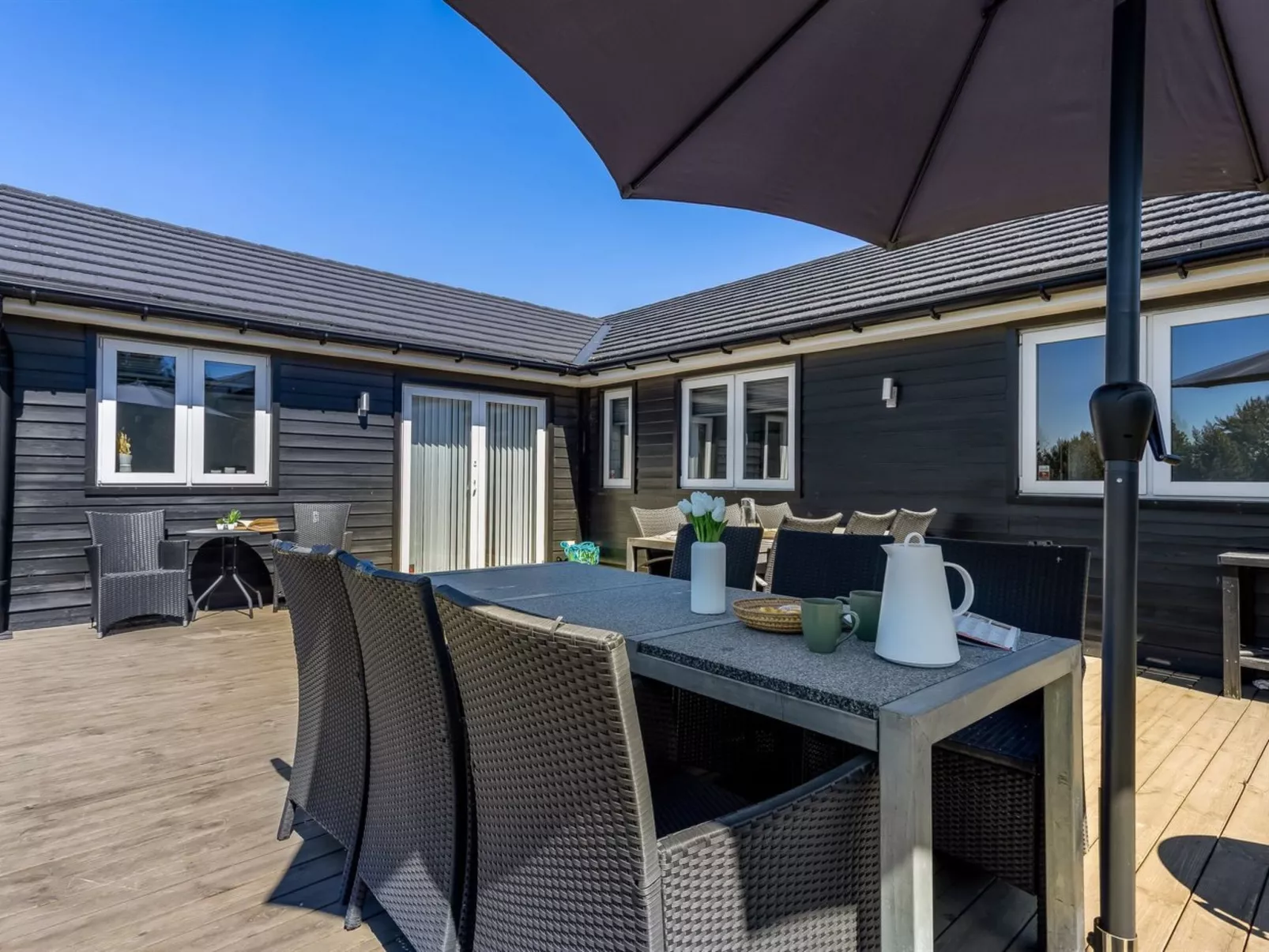 "Danika" - 1.5km from the sea-Buiten