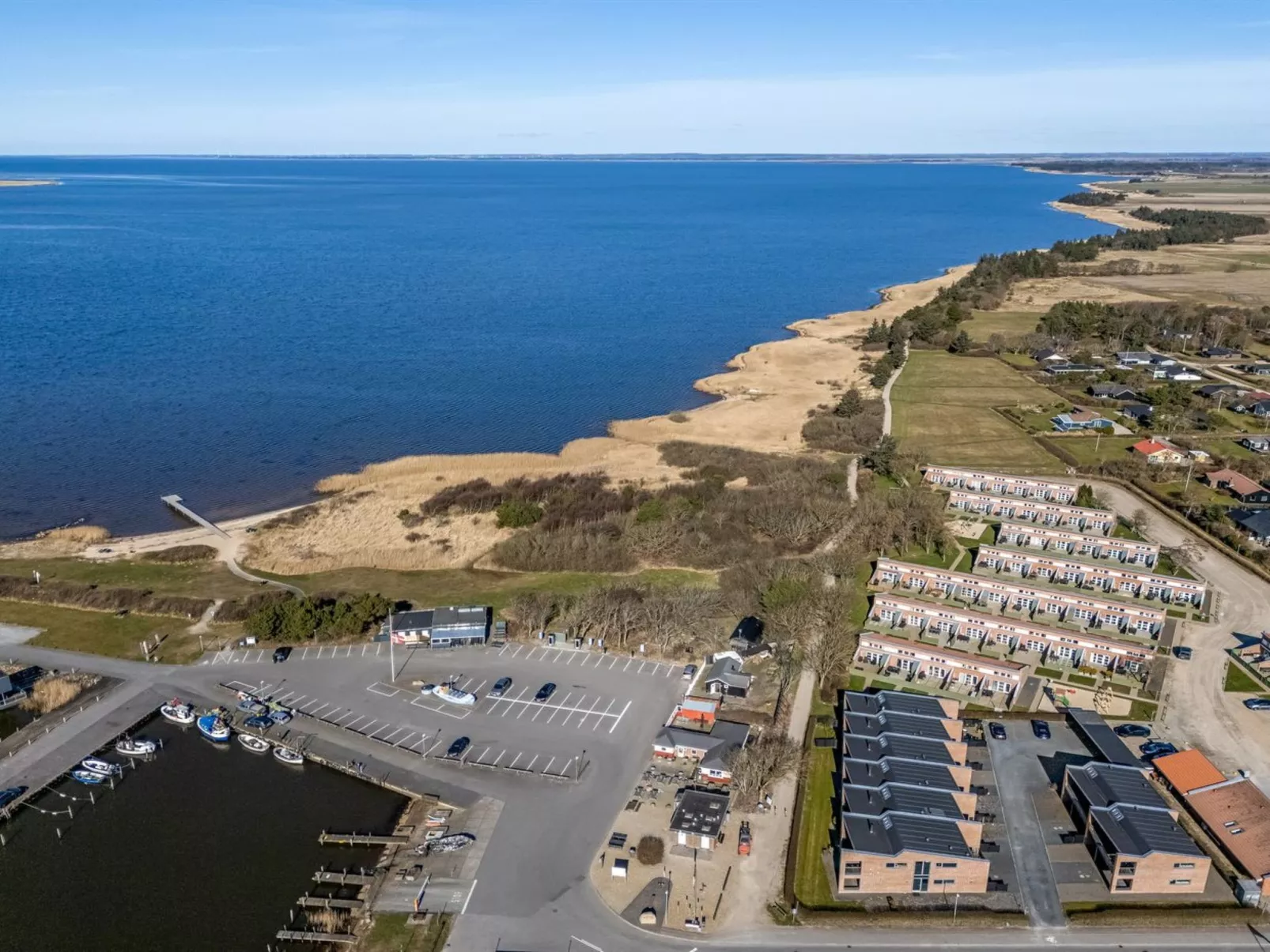 "Gustav" - 100m to the fjord-Buiten