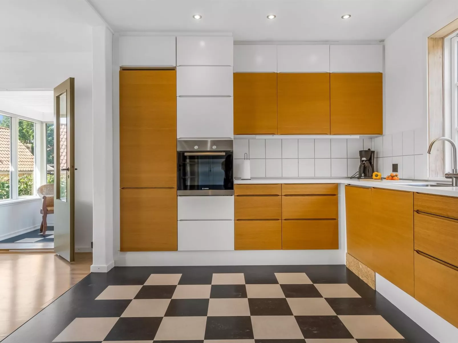 "Bernadeta" - 500m from the sea-Binnen