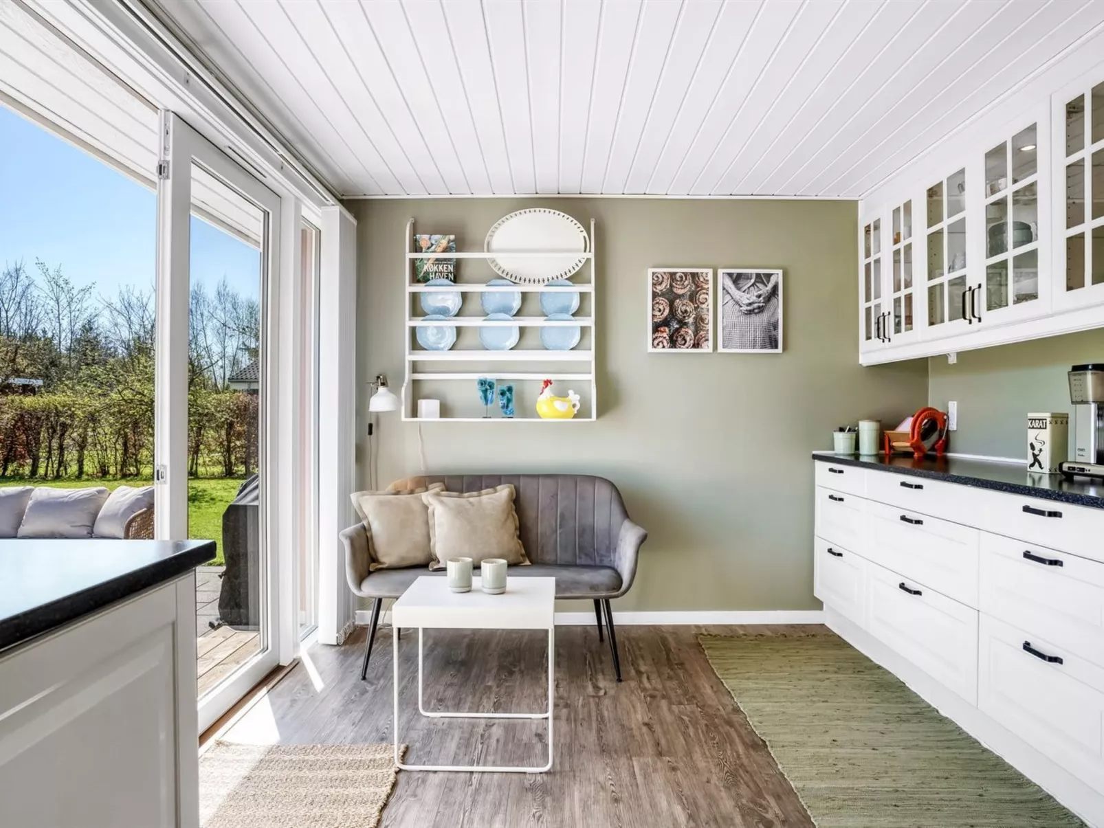 "Ruse" -  from the sea-Binnen