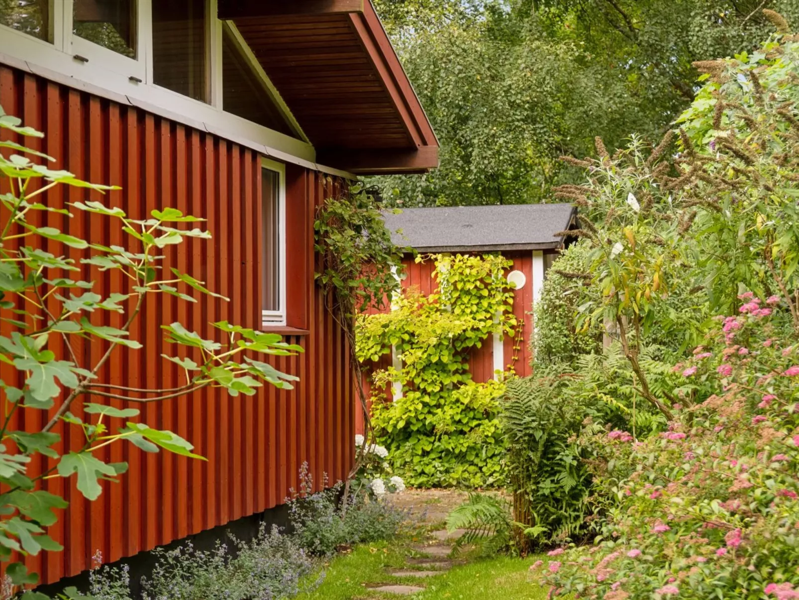 "Lauri" - 2.3km from the sea-Buiten