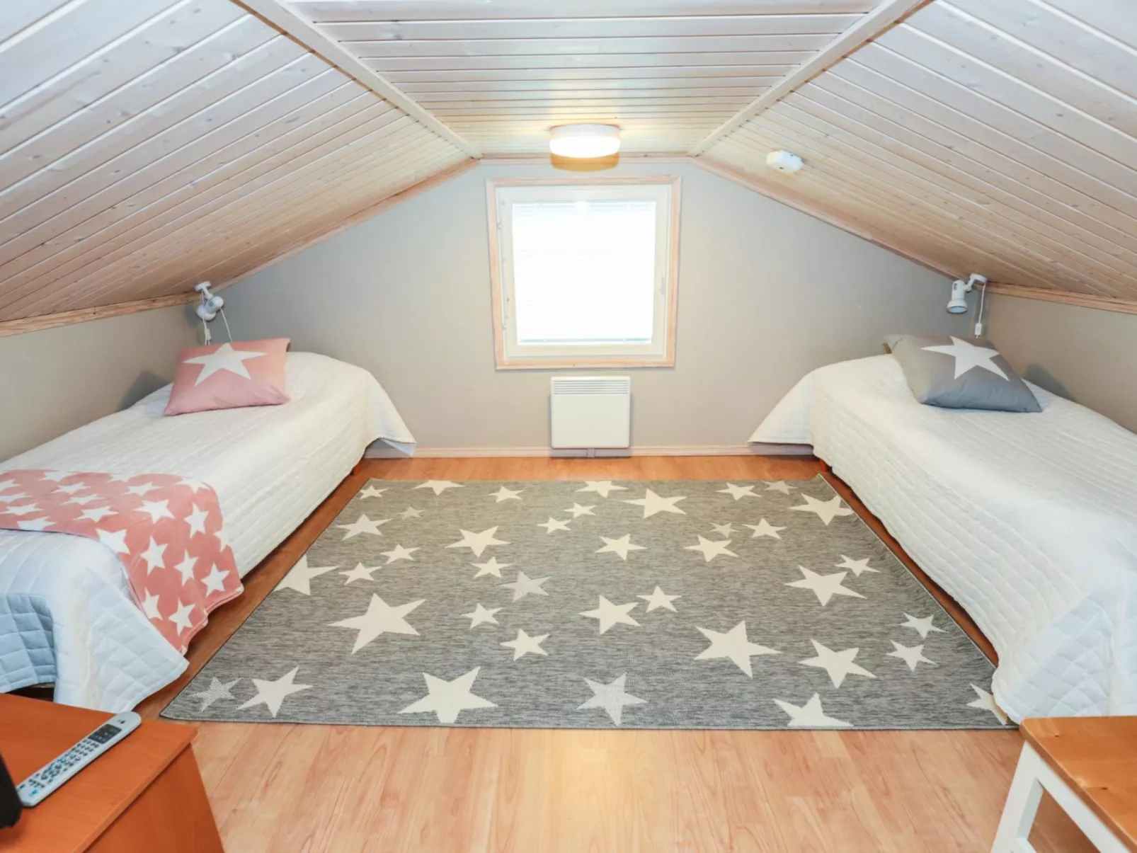 Rukan taikavuosselin helmi 8 b-Binnen