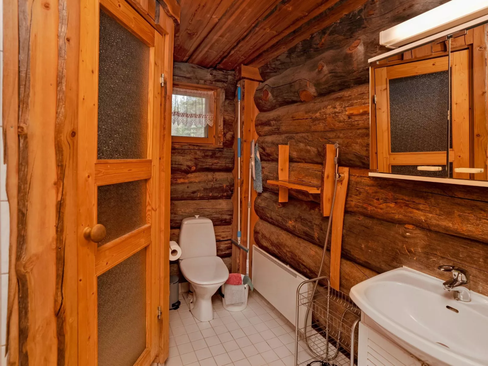 Rukanlumous 1-Binnen