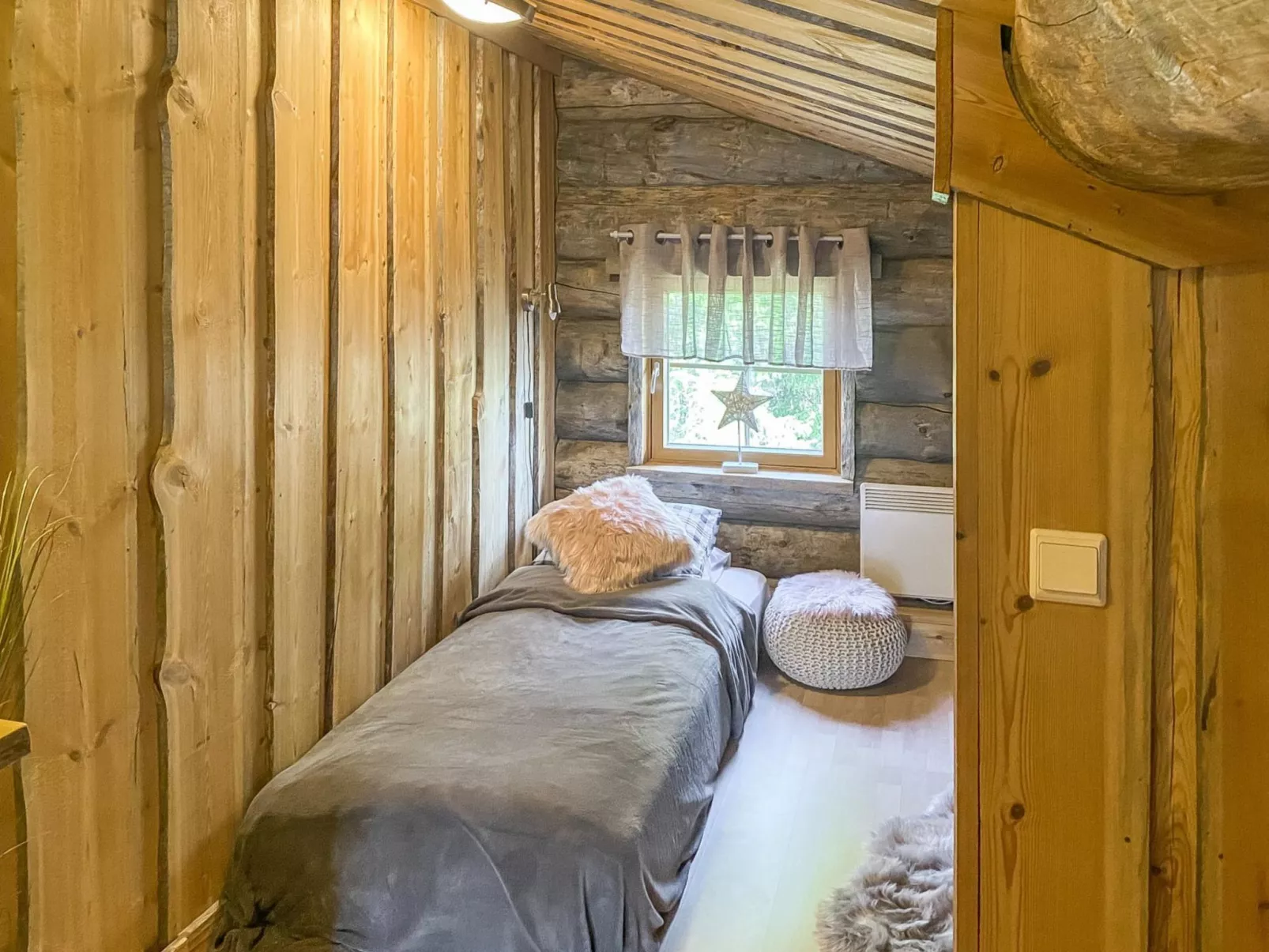 Mäentähti b-Binnen