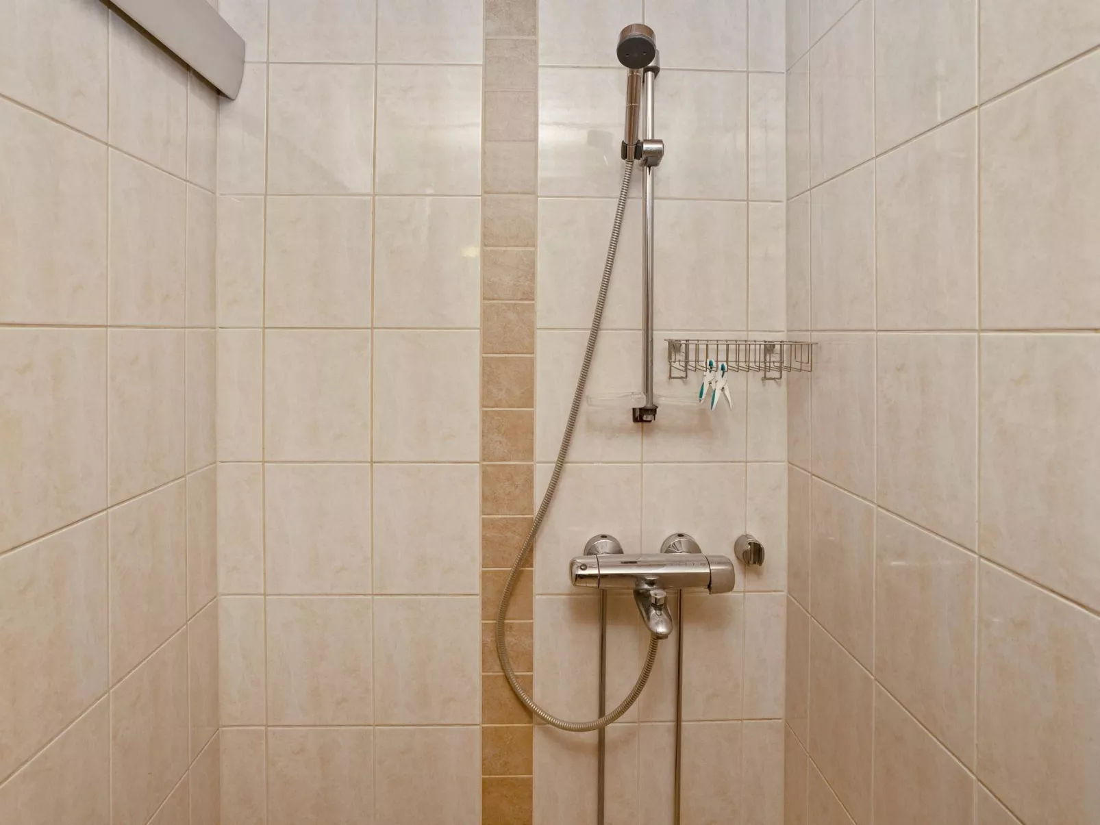 Kaukosaaren ahonrinne-Binnen