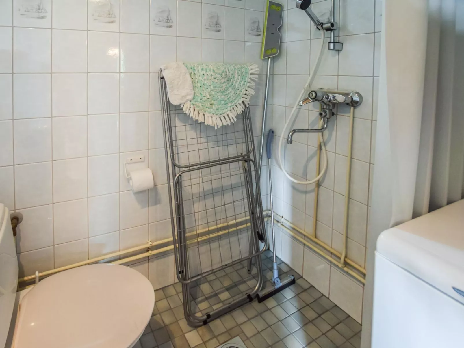 Sieralahden lomakylä, mökki 2-Binnen