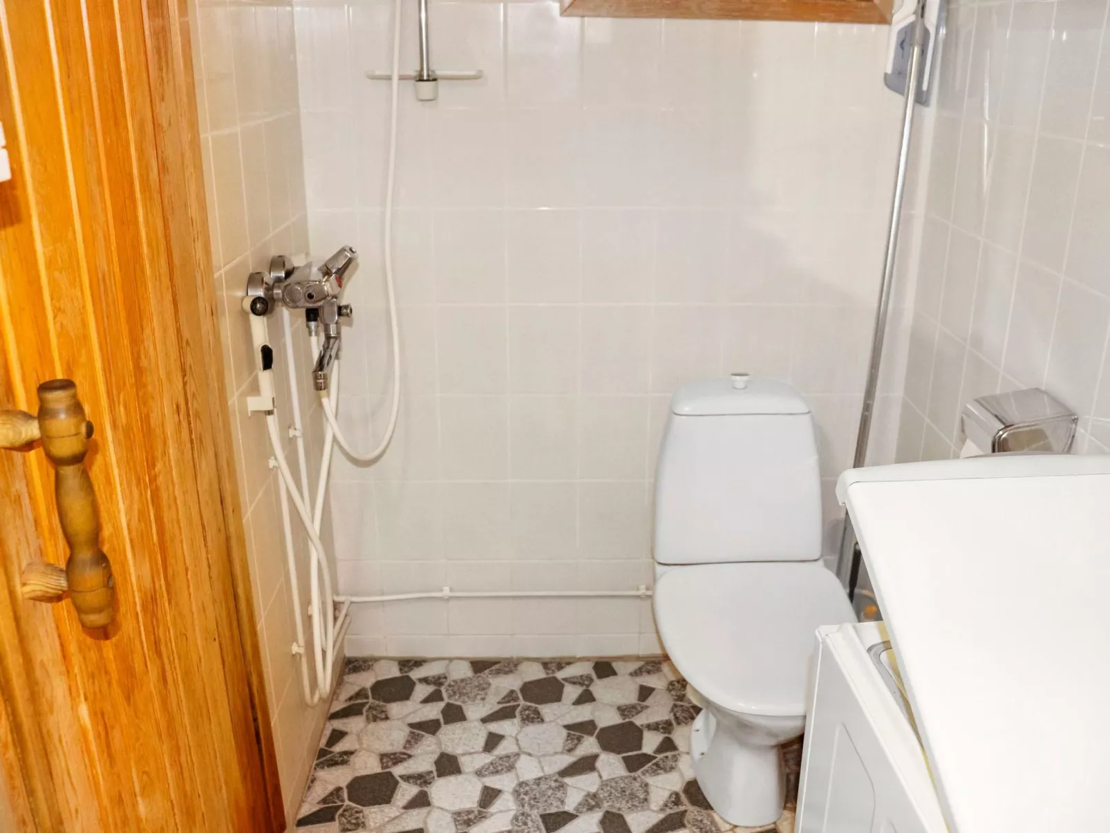 Alppikylä 8b paritalo-Binnen