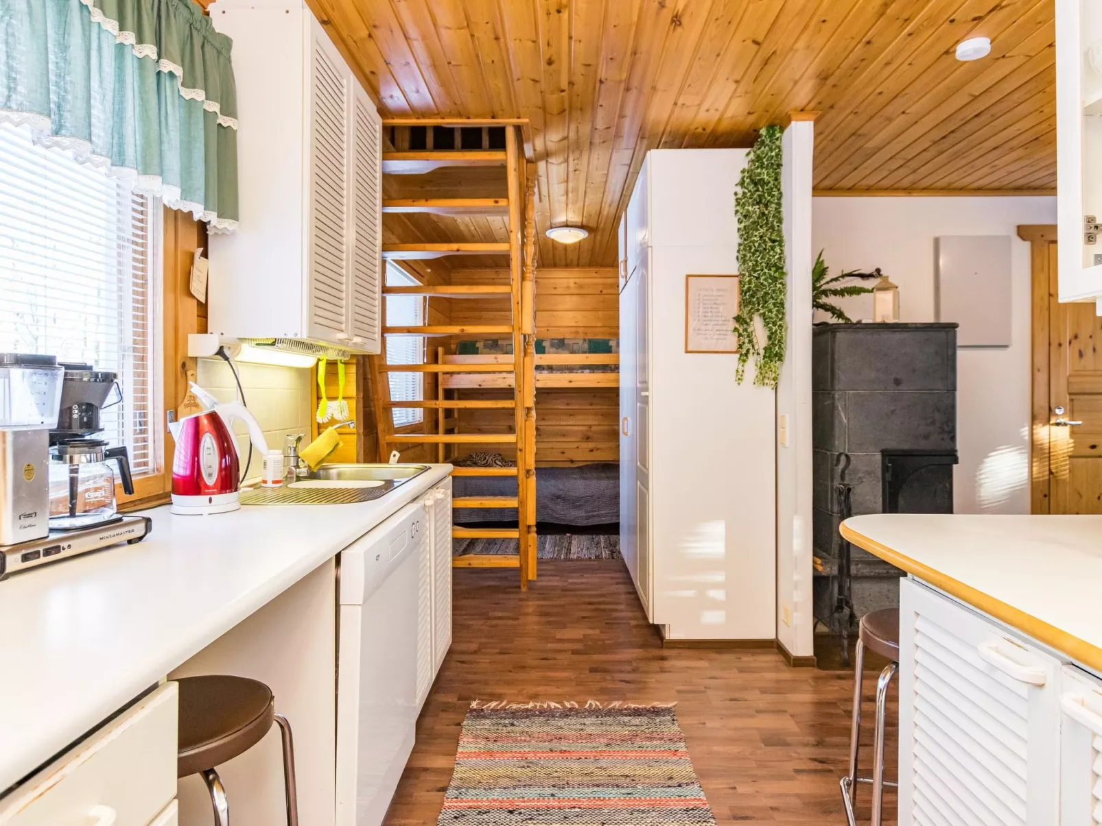 Kulma-alpit a paritalon yläk-Binnen