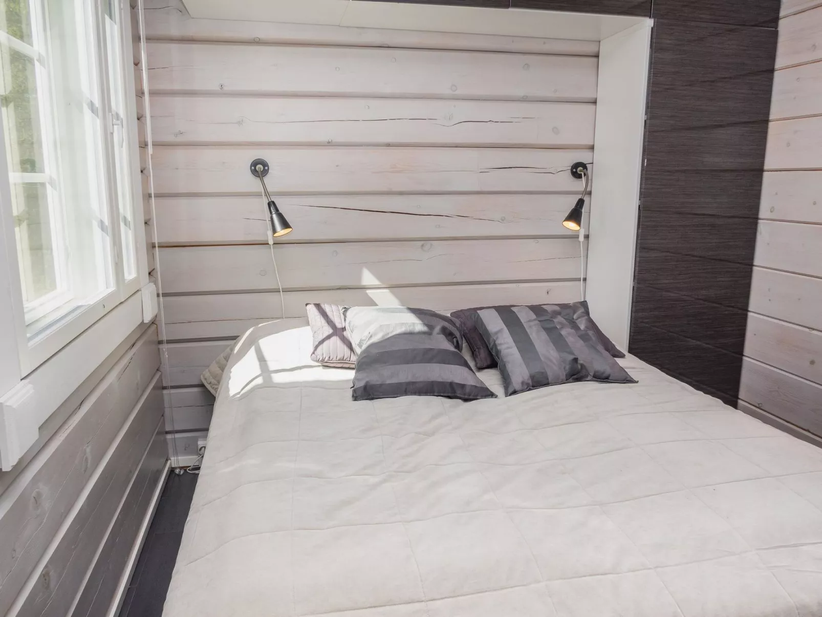 Kiehtäjän kuohu-Binnen