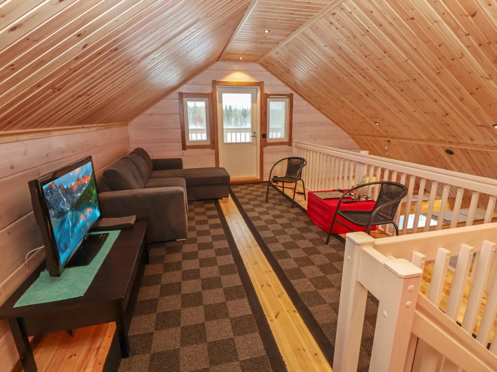 Huvila tornionjoen rannalla-Binnen