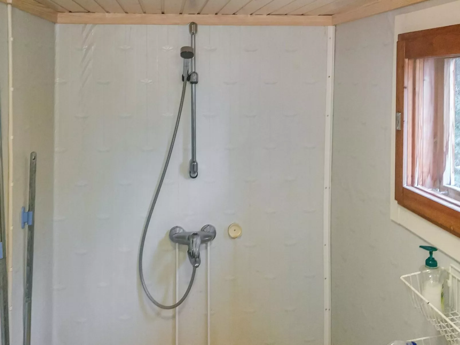 Ylikitkajärvi, kesäkumpu-Binnen