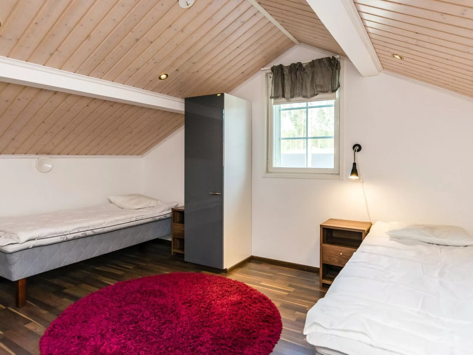 4 seasons hymy a-Binnen