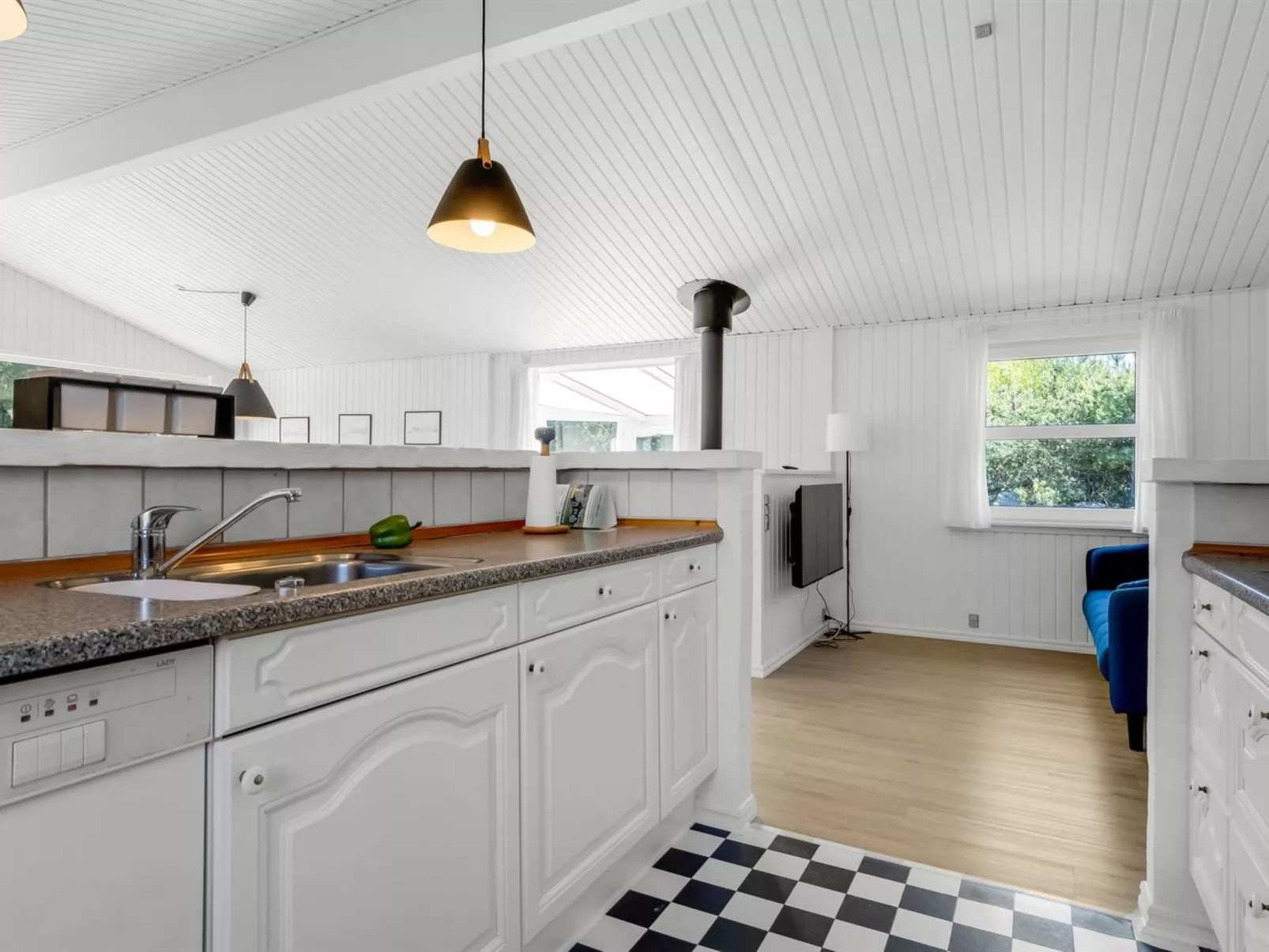 "Balthasar" - 400m from the sea-Binnen