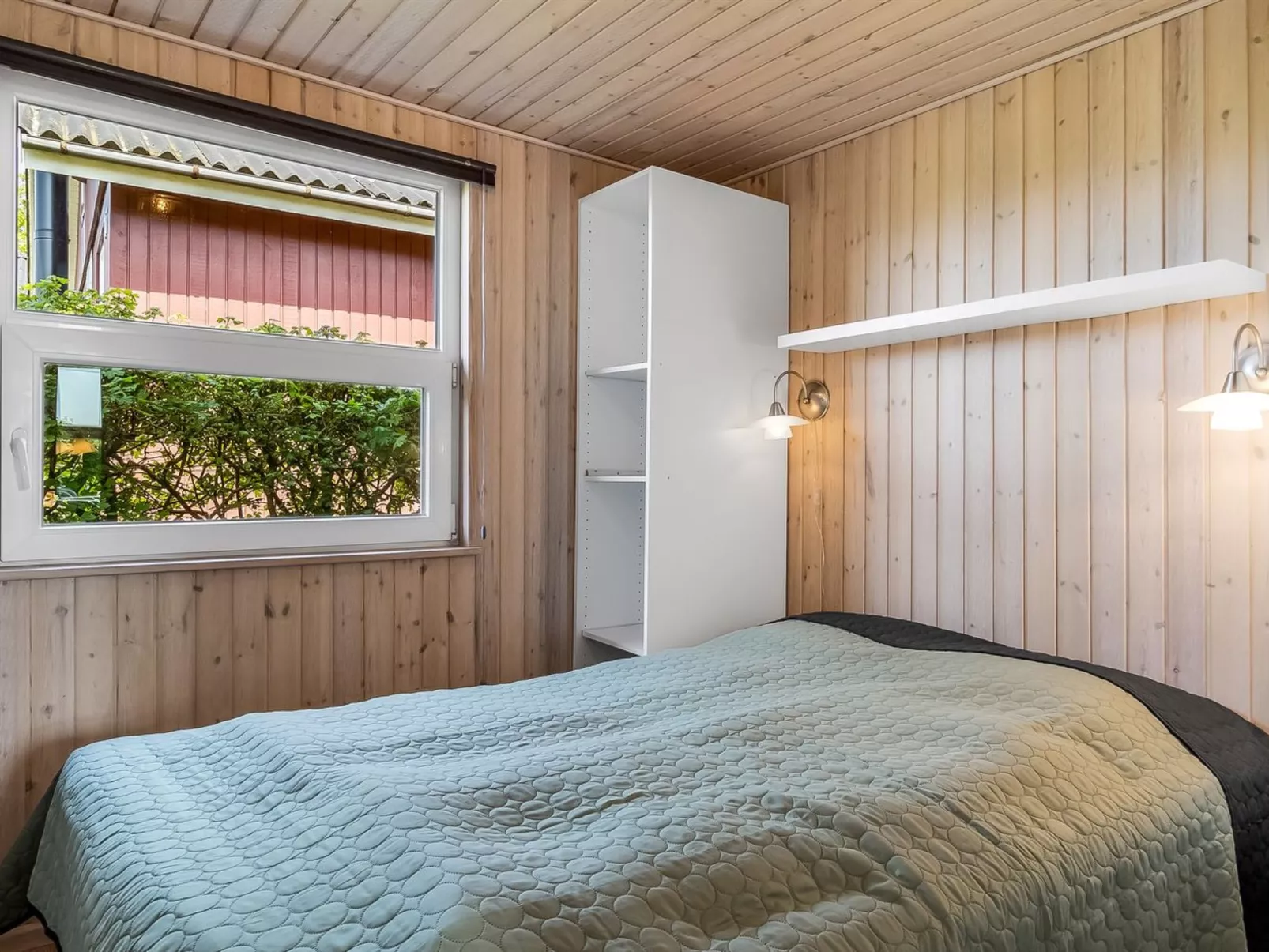 "Egonie" - 100m from the sea-Binnen