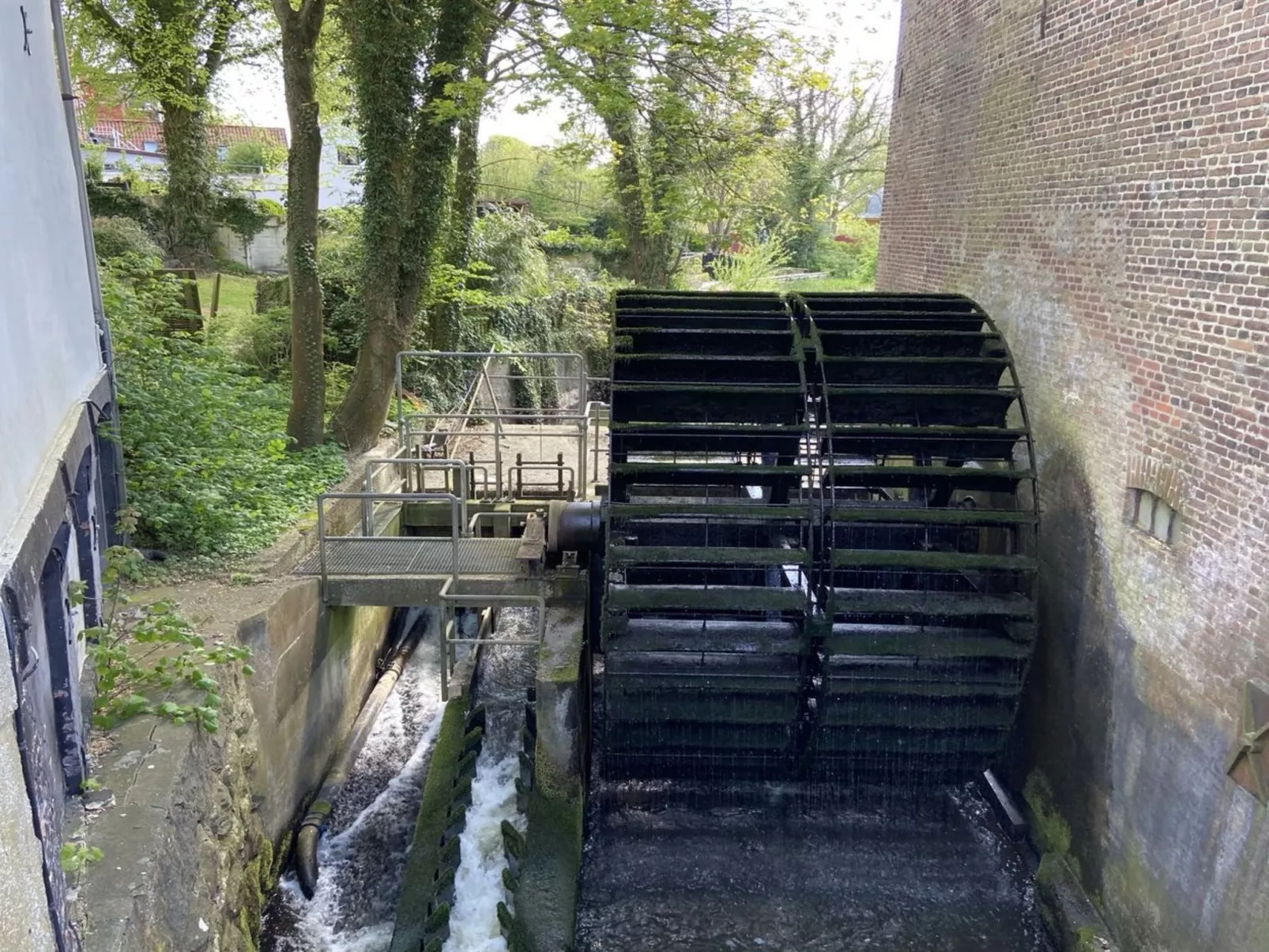 &quot;Constance&quot; - 23km from the sea-Buiten