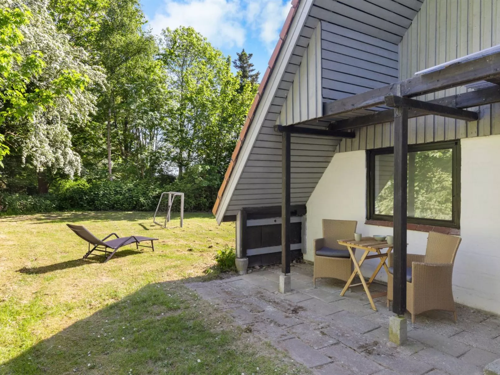 "Sunna" - 1km from the sea-Buiten