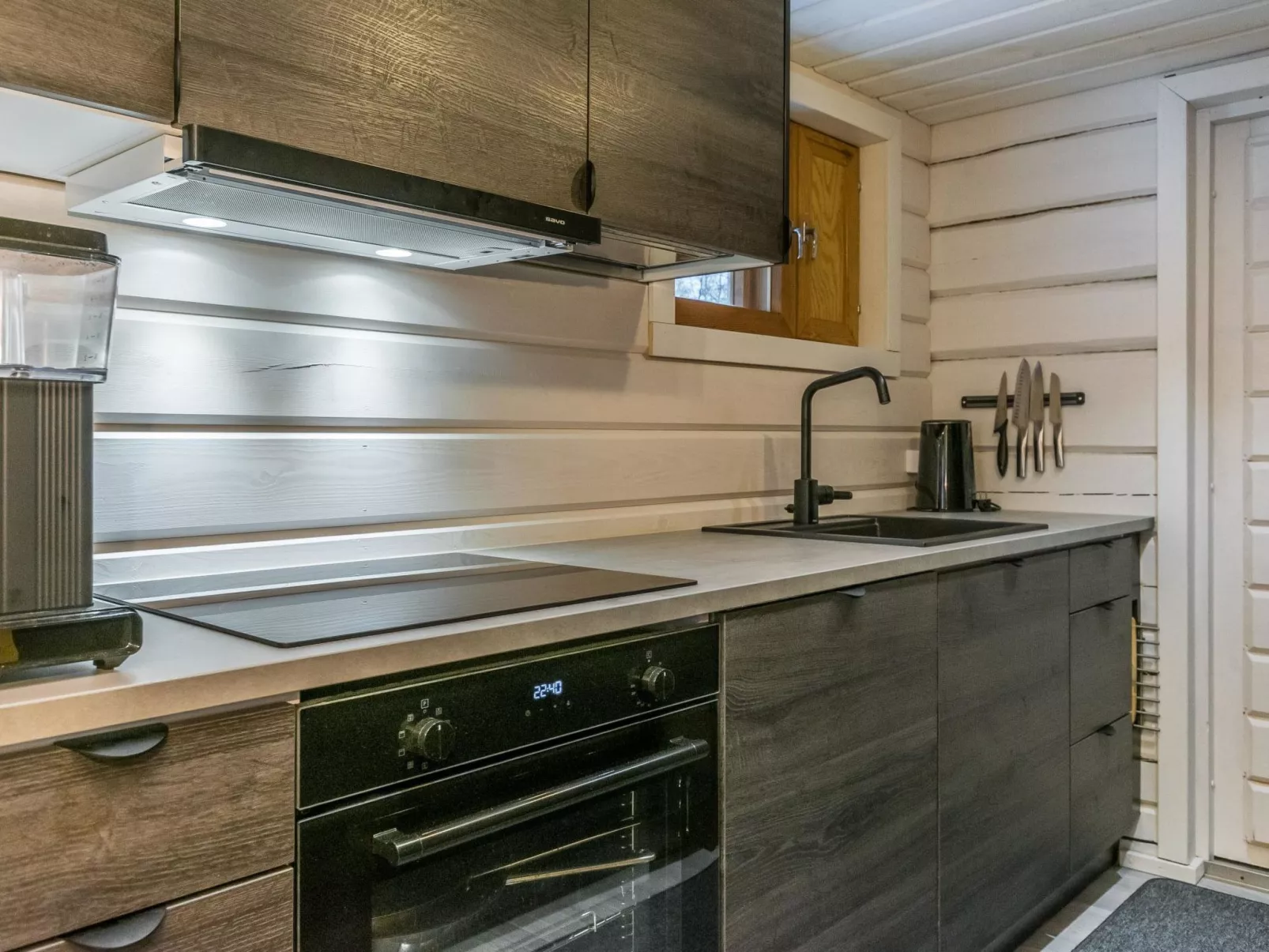 Villa tintinmaja-Binnen