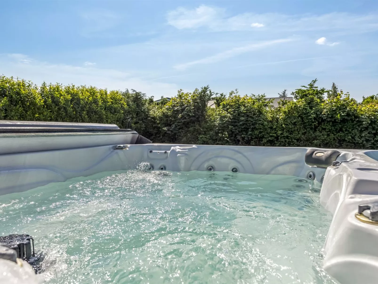 "Bernadine" - 500m from the sea-Binnen