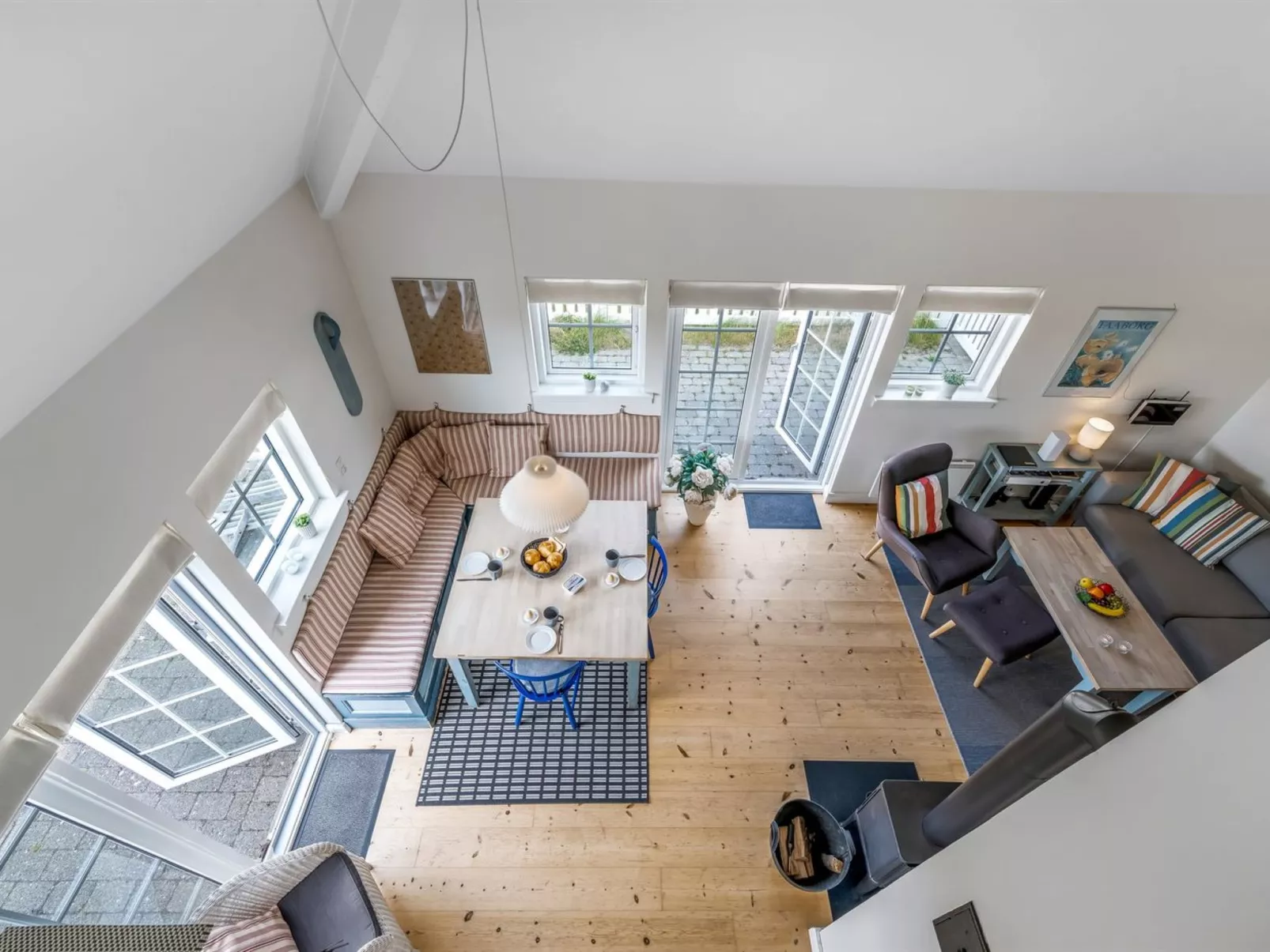 "Hildegerd" - 100m from the sea-Binnen