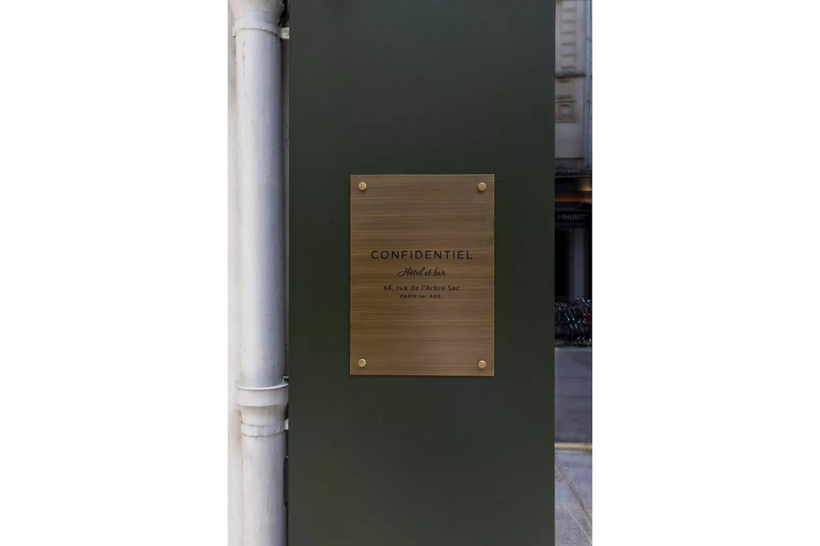 CONFIDENTIEL-4-Buitenlucht