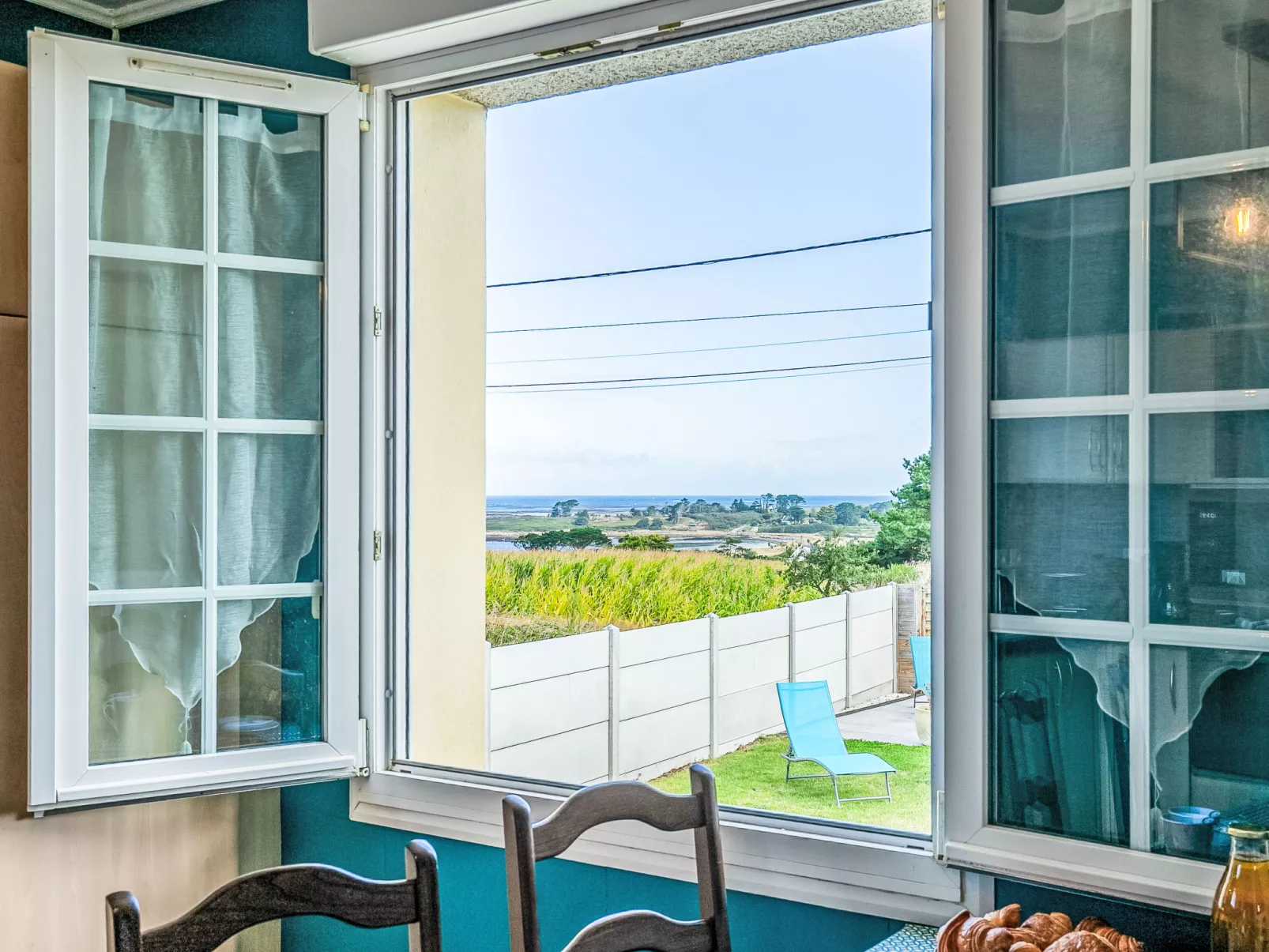 Entre Terre et Mer-Binnen