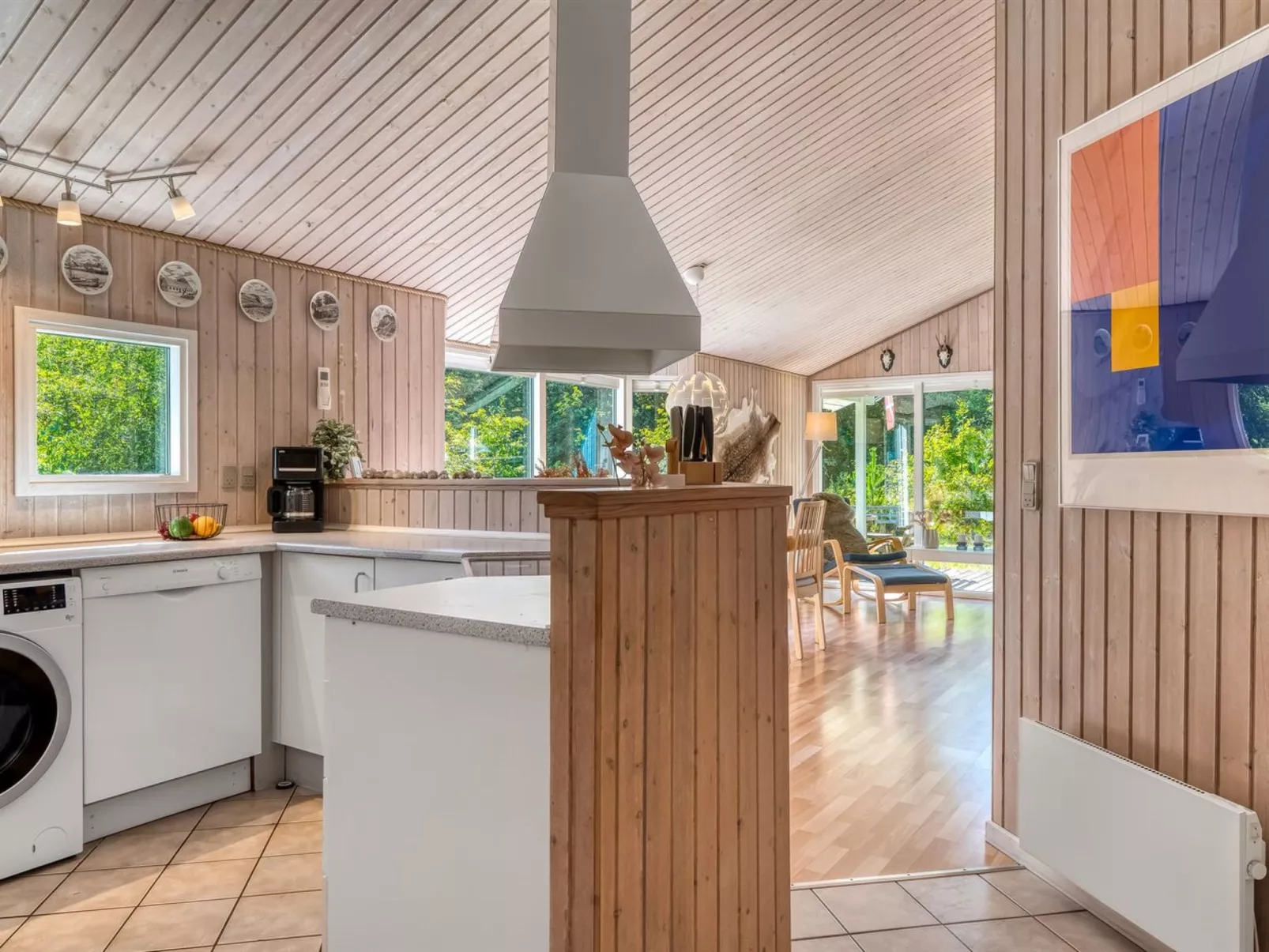 "Elizabeth" - 150m to the fjord-Binnen